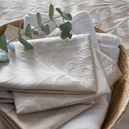 Jacquard Bedding vs Printed Bedding: What's the Difference in Quality?