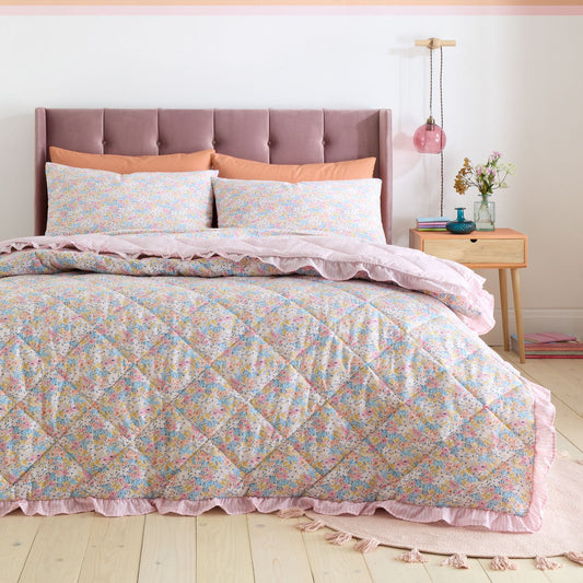Catherine Lansfield Darcy Pink Floral Reversible Bedspread
