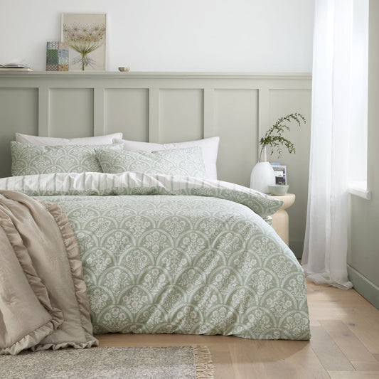 Bianca Scallop Soft Green Floral Reversible Cotton Percale Duvet Set