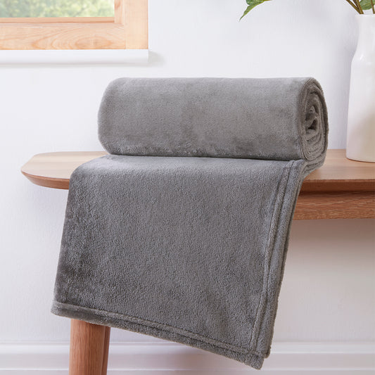 Luxor Charcoal Fleece Throw (120cm x 150cm)