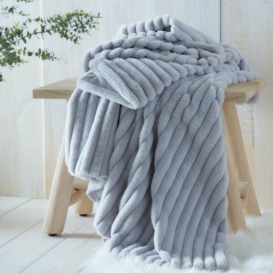 Morritz Grey Faux Fur Throw (130cm x 180cm)