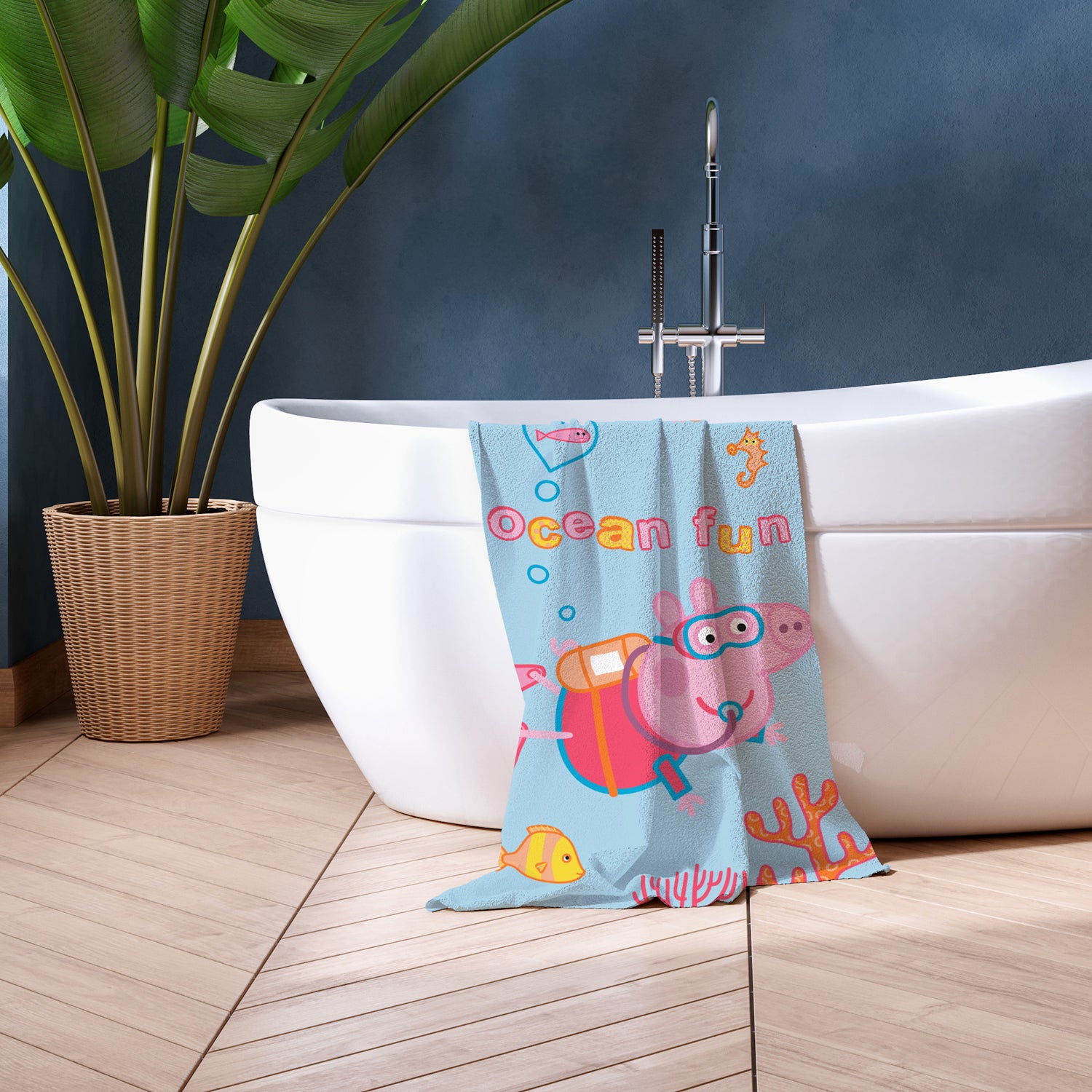 Peppa pig best sale bath towel