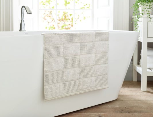 The Lyndon Company Egyptian Spa Silver Bath Mat