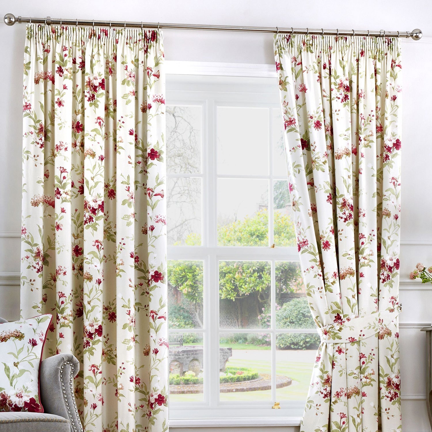 Jeannie Red Floral Pencil Pleat Curtains – Julian Charles Home