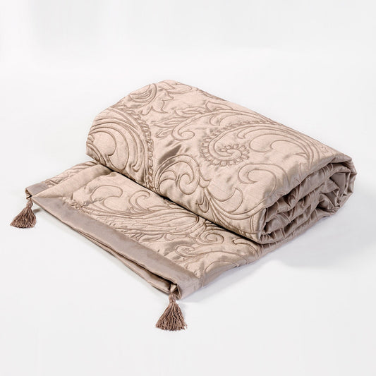 Paisley Natural Luxury Jacquard Quilted Throw (150cm x 200cm)