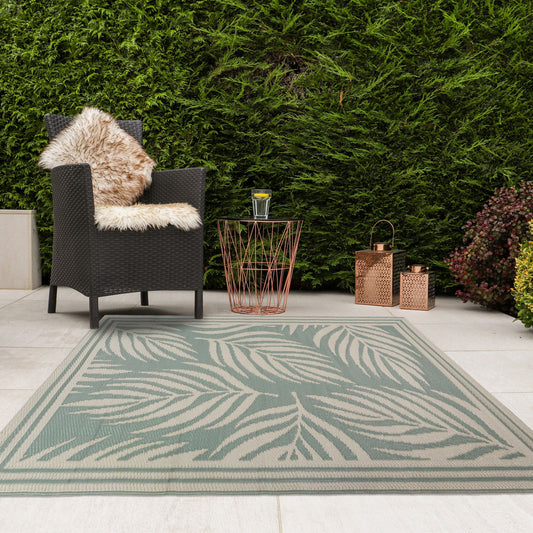 Lightweight Reversible Large Green Leaf Pattern Outdoor Rug