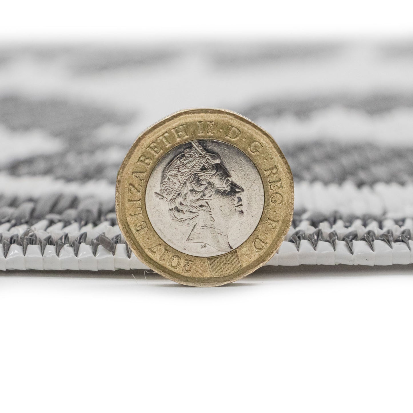 Lightweight Reversible Large Grey Leaf Pattern Outdoor Rug