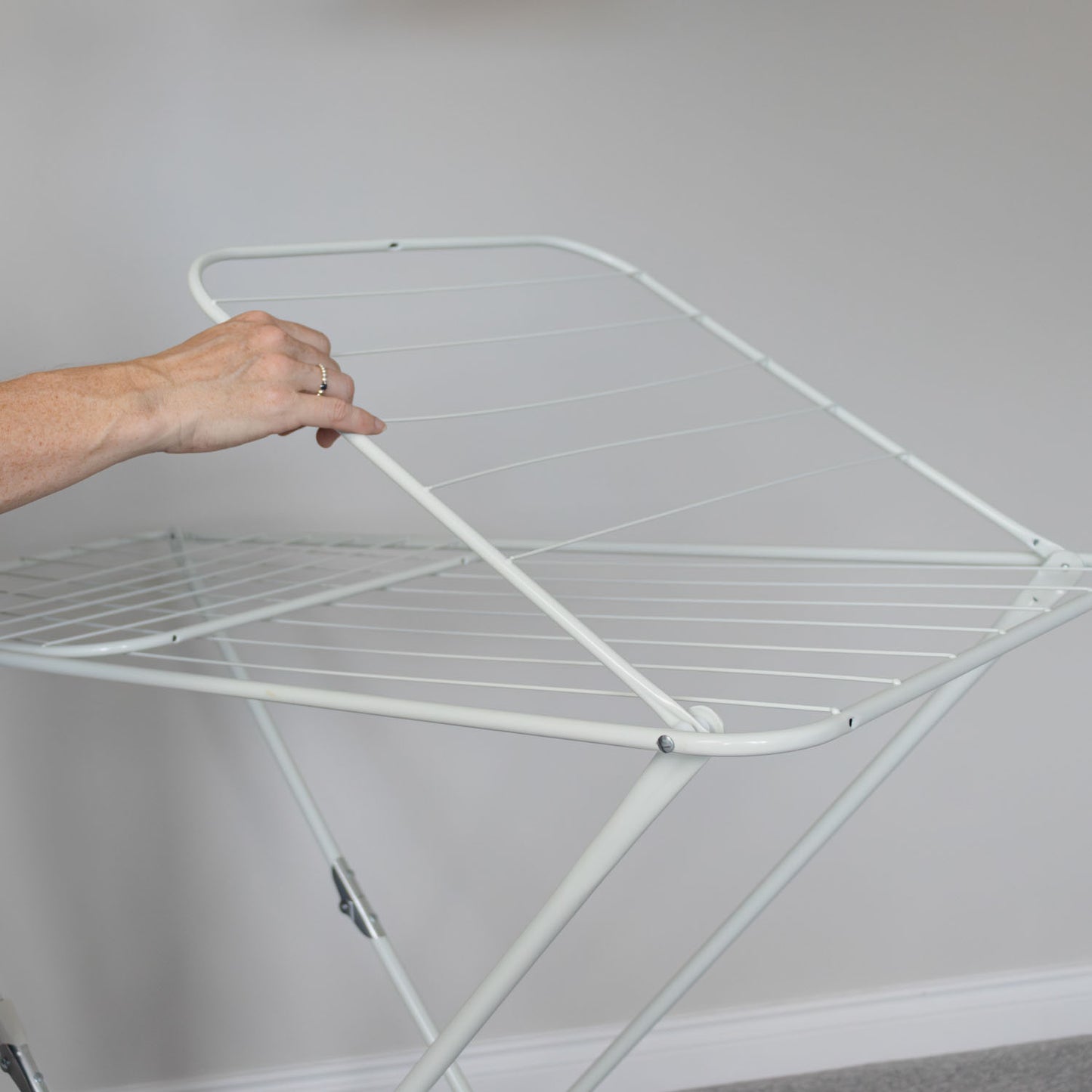 Winged Clothes Airer 18m