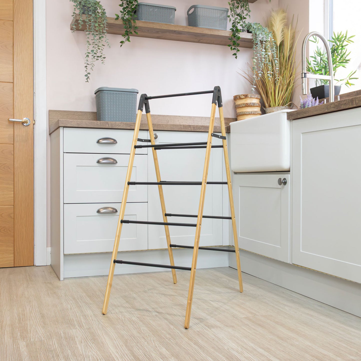 Bamboo Extendable 4 Tier Clothes Ladder