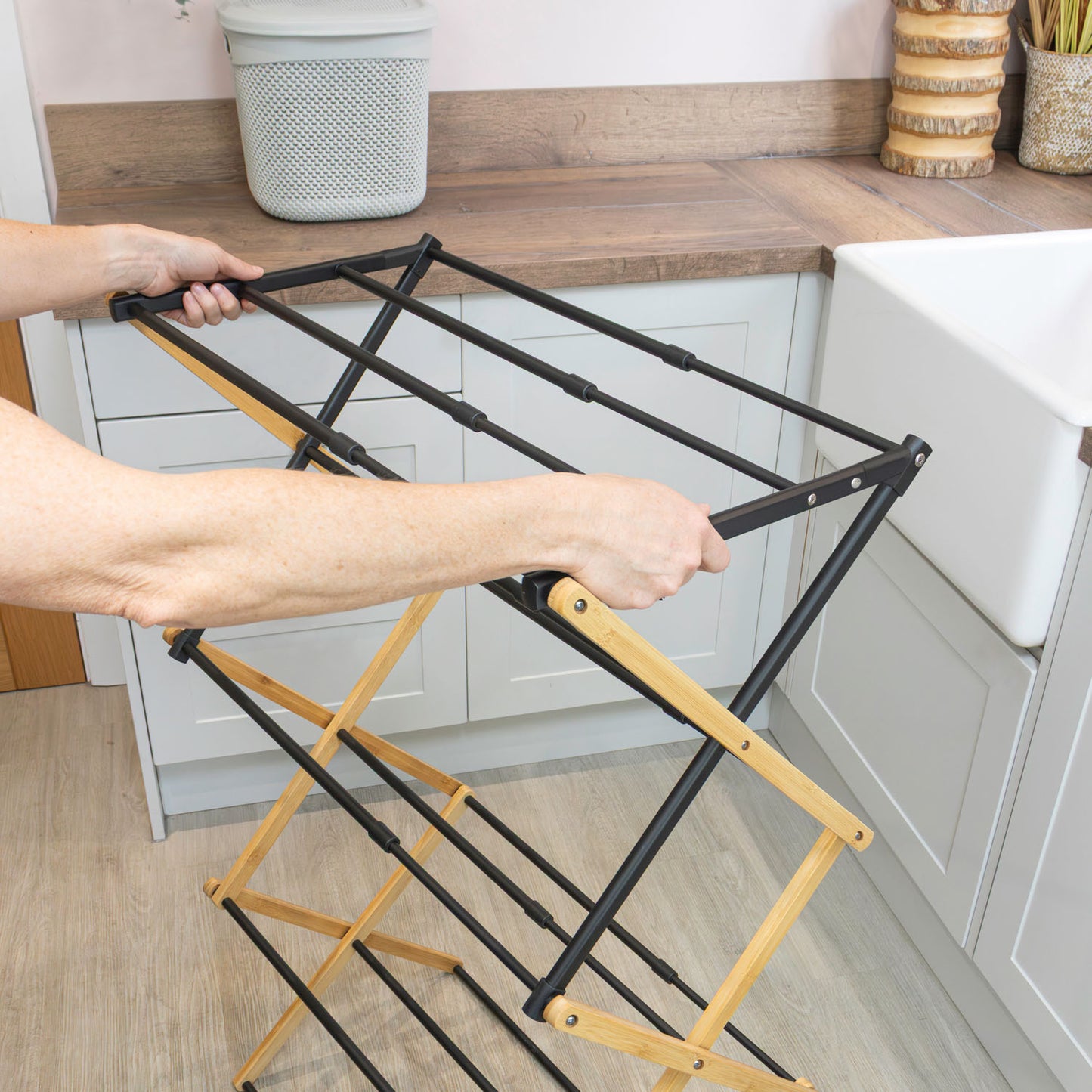 Bamboo Extendable 3 Tier Concertina Clothes Airer