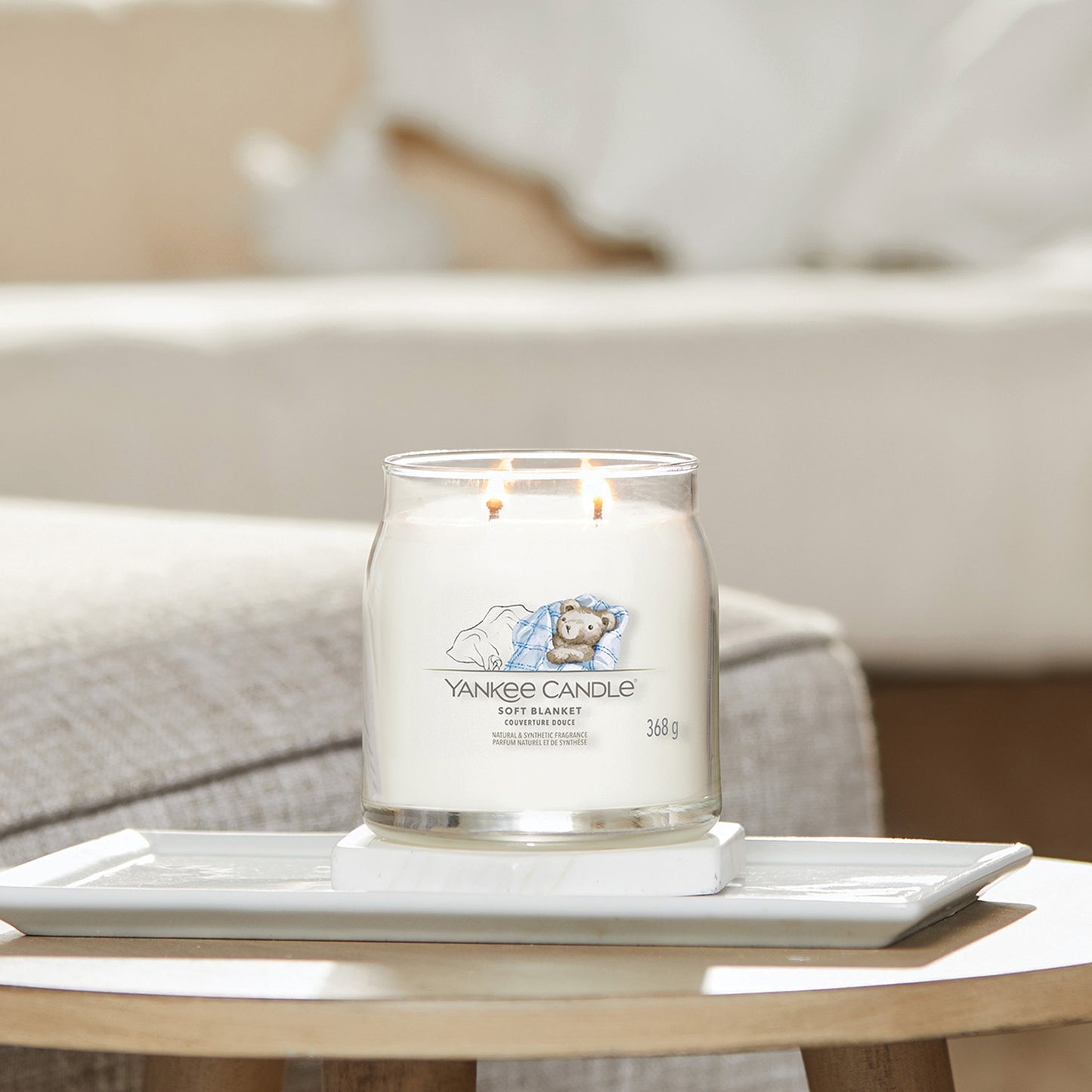 Yankee Candle Soft Blanket Signature Medium Jar Candle