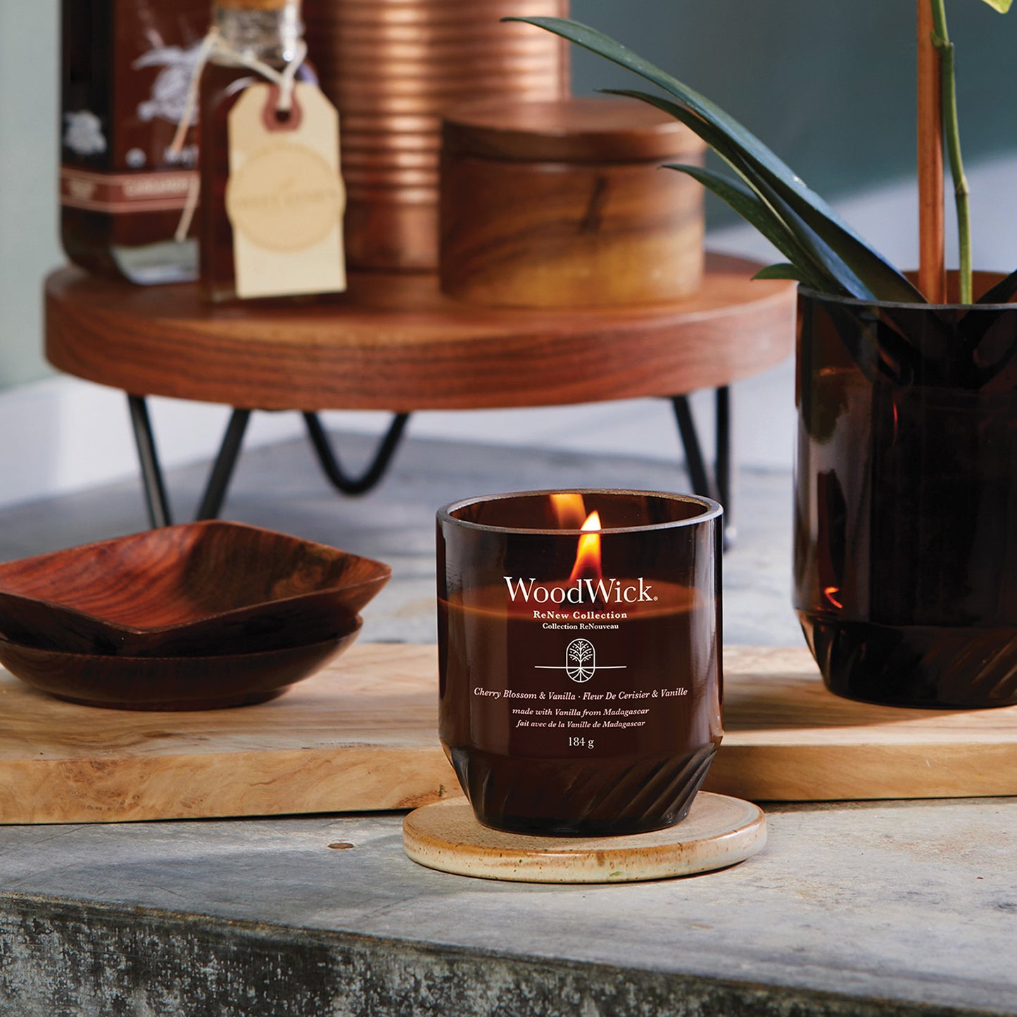Woodwick Renew Cherry Blossom & Vanilla Medium Candle