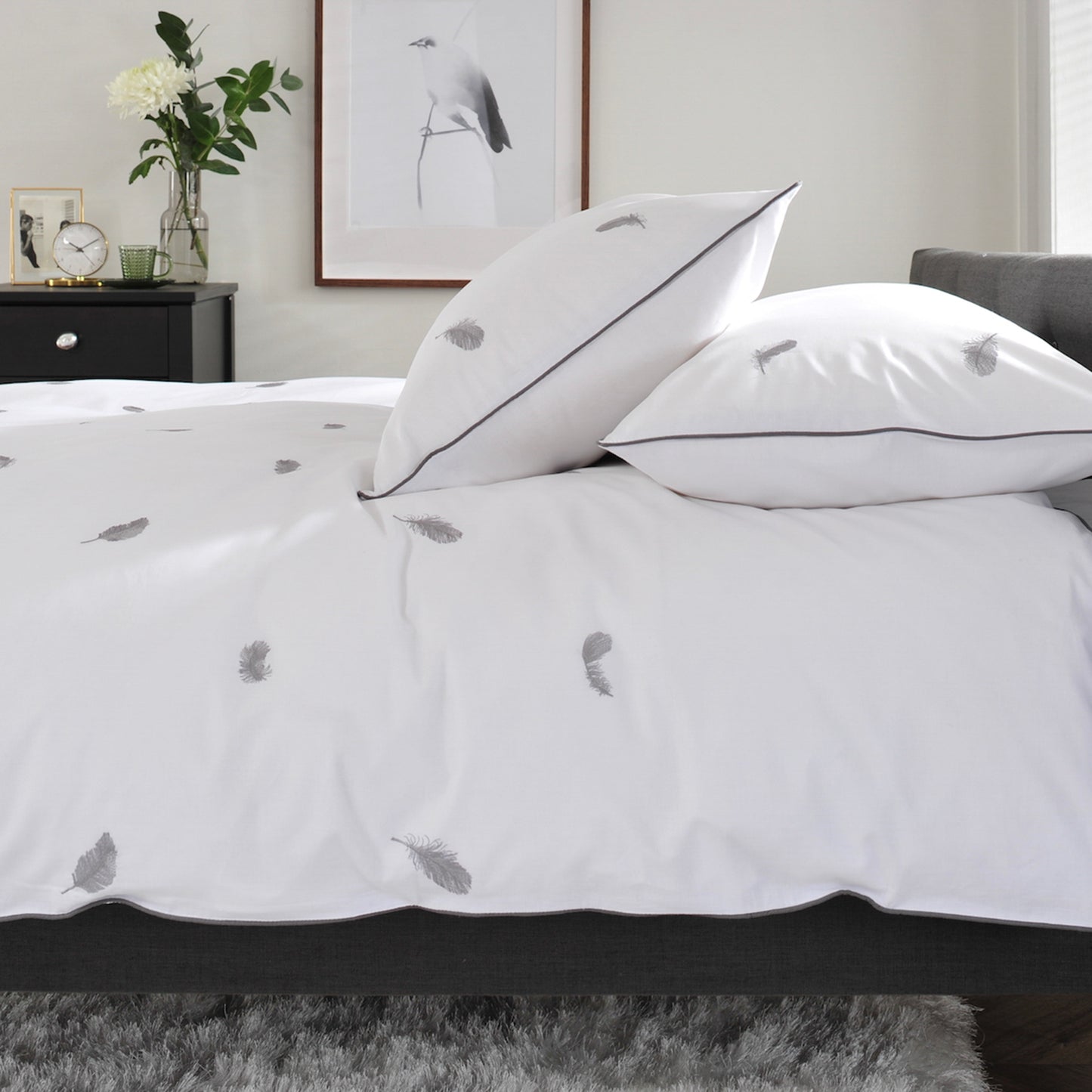 The Lyndon Company White Embroidered Grey Feathers Cotton Duvet Set