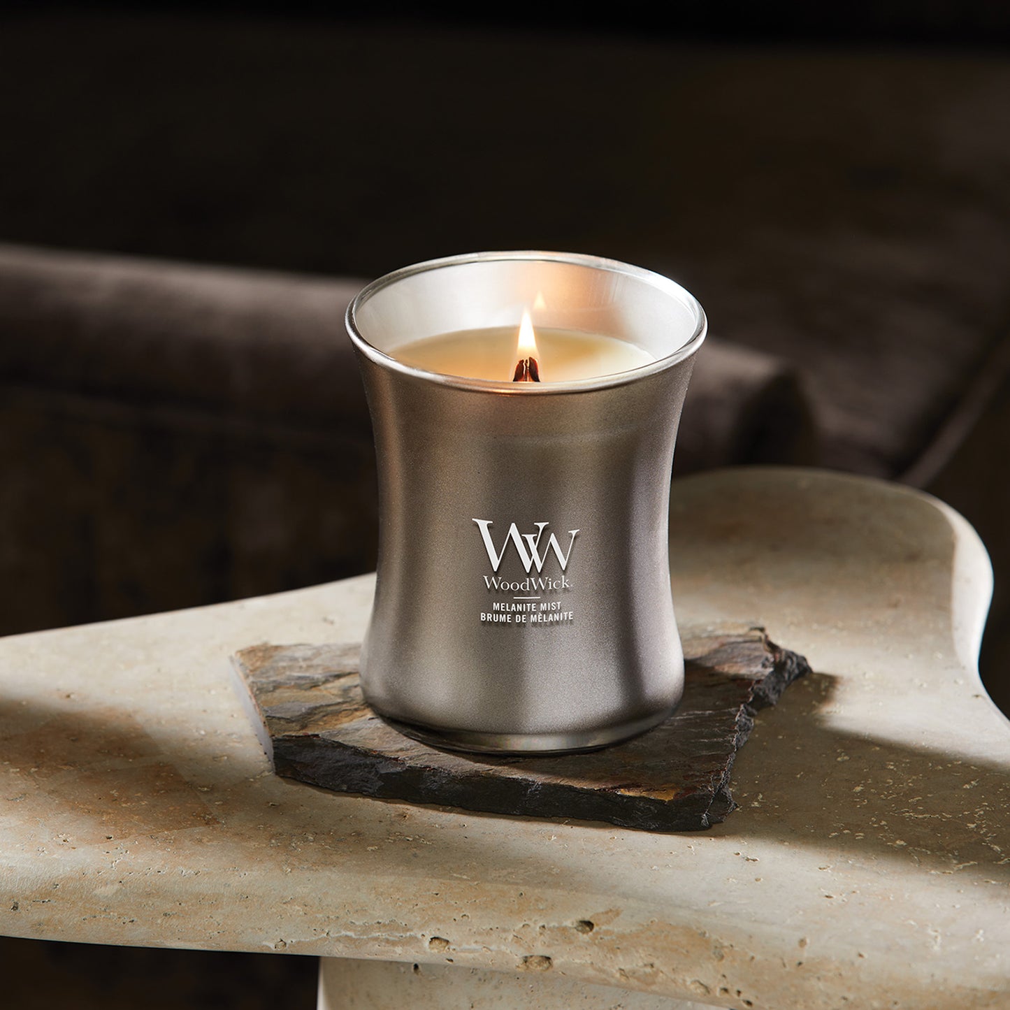 Woodwick Melanite Mist Medium Hourglass Candle