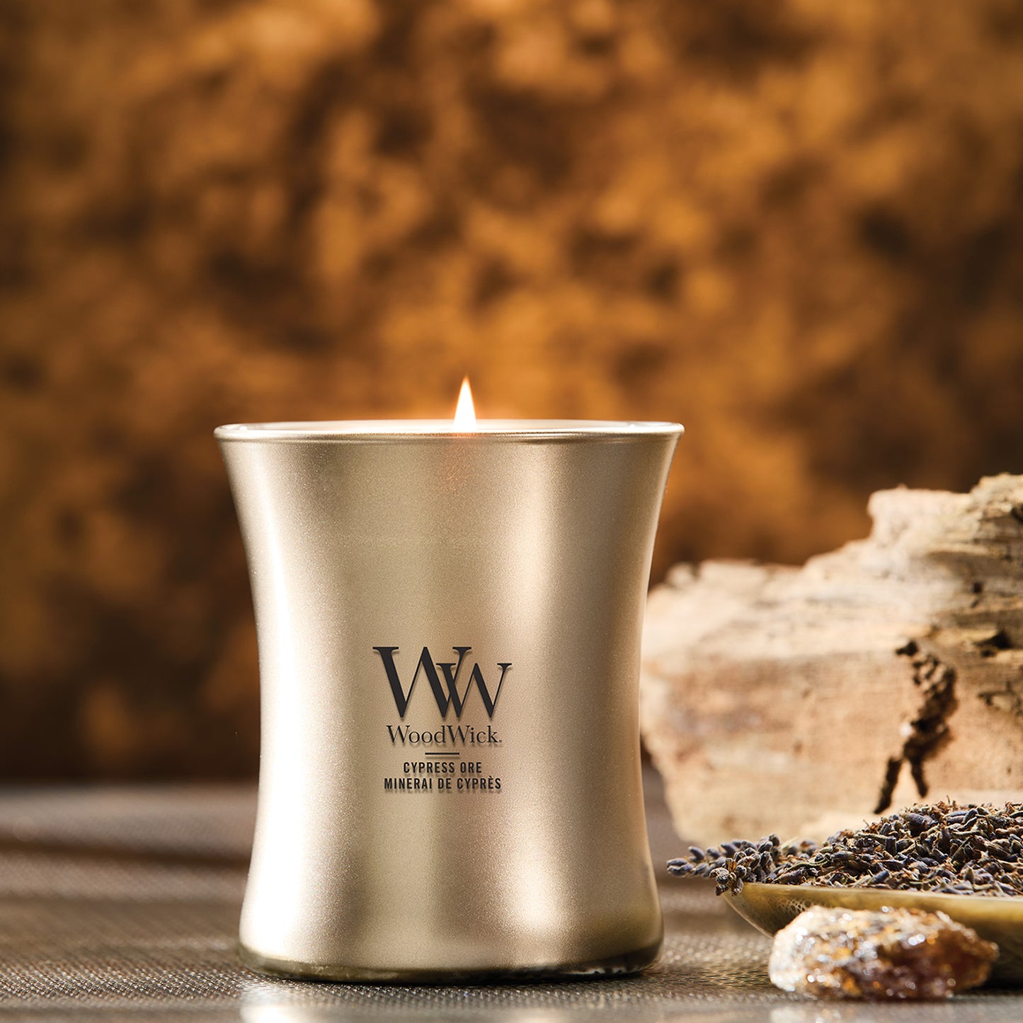 Woodwick Medium Hourglass Cypress Ore Candle