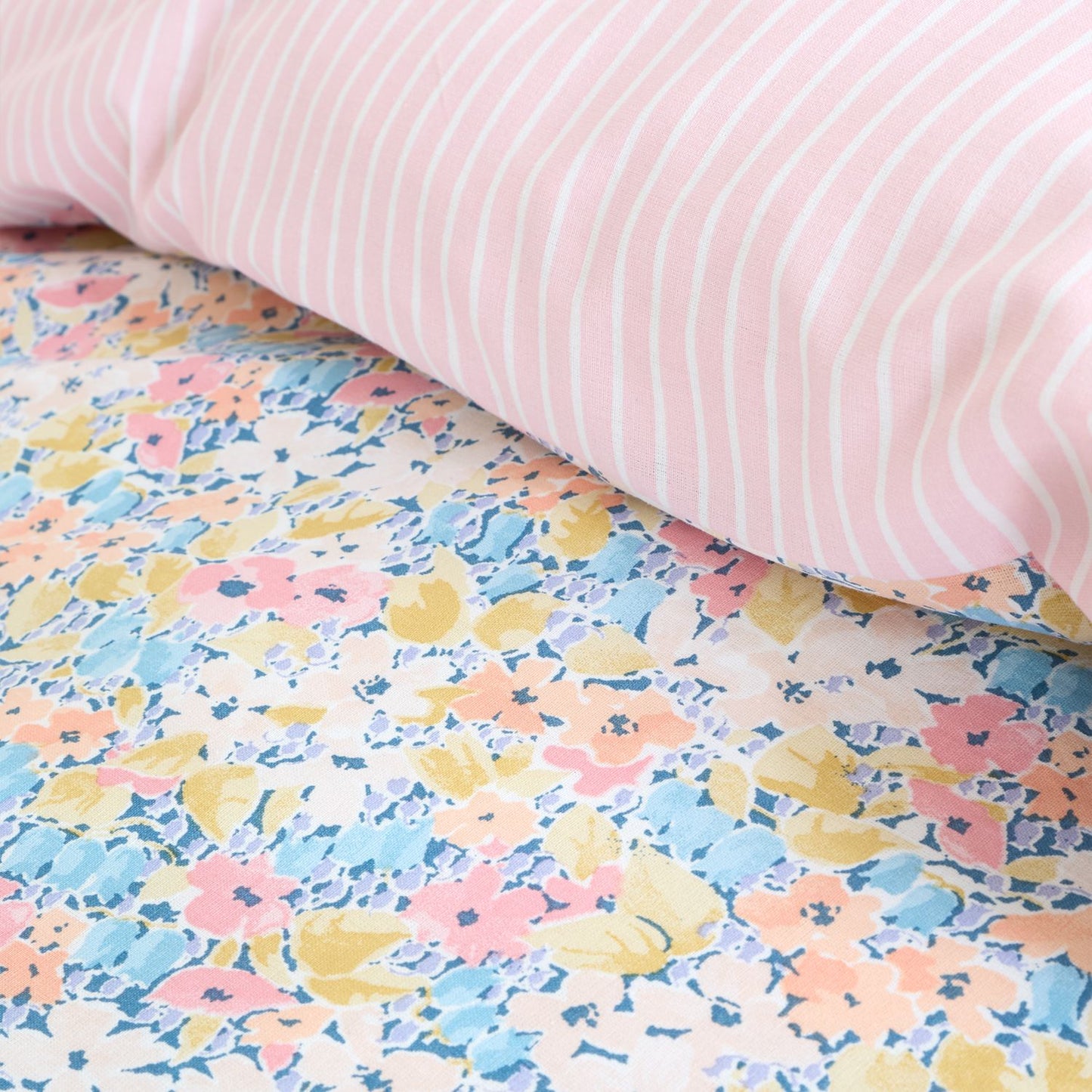 Catherine Lansfield Darcy Pink Floral Reversible Duvet Set