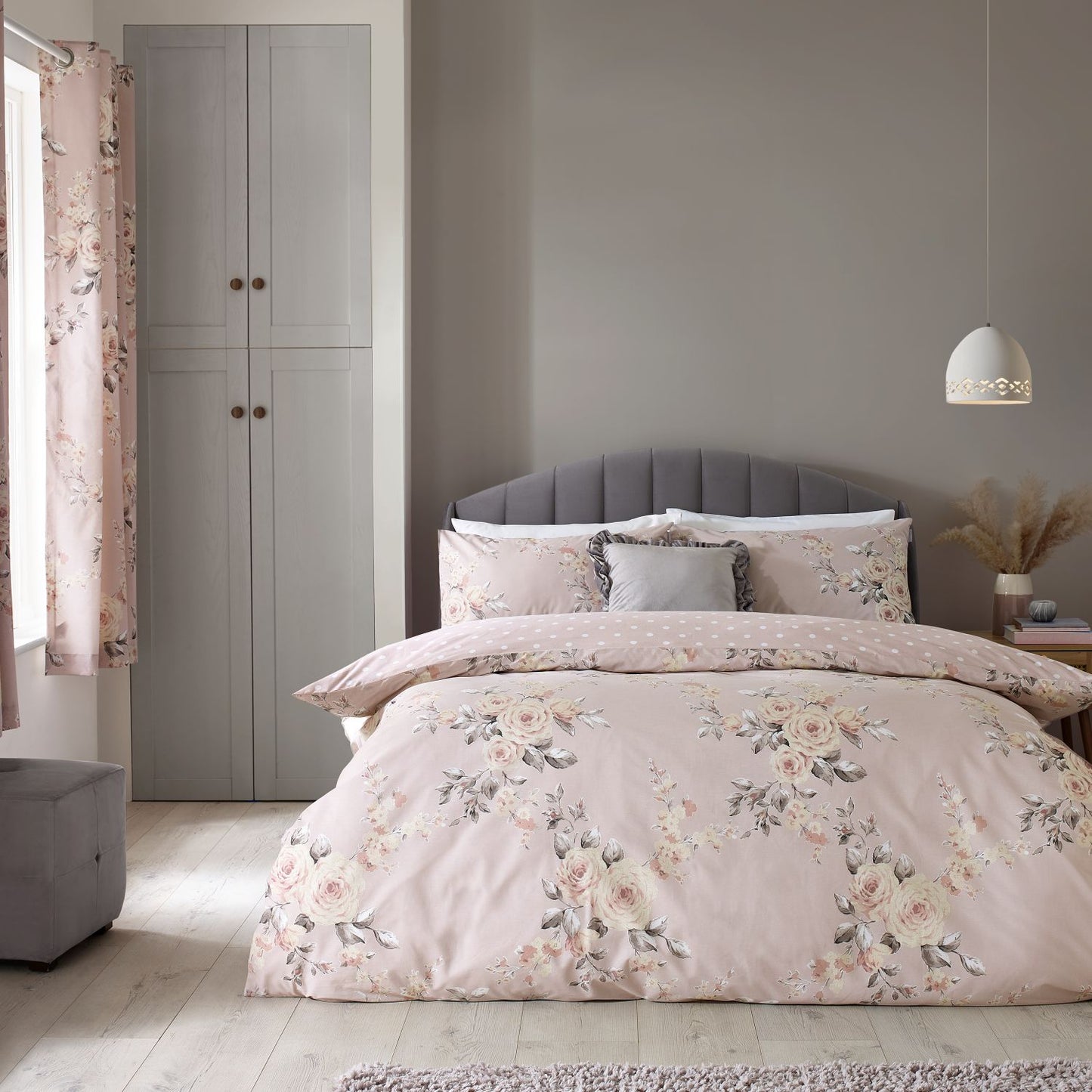 Catherine Lansfield Canterbury Blush Floral Reversible Duvet Set