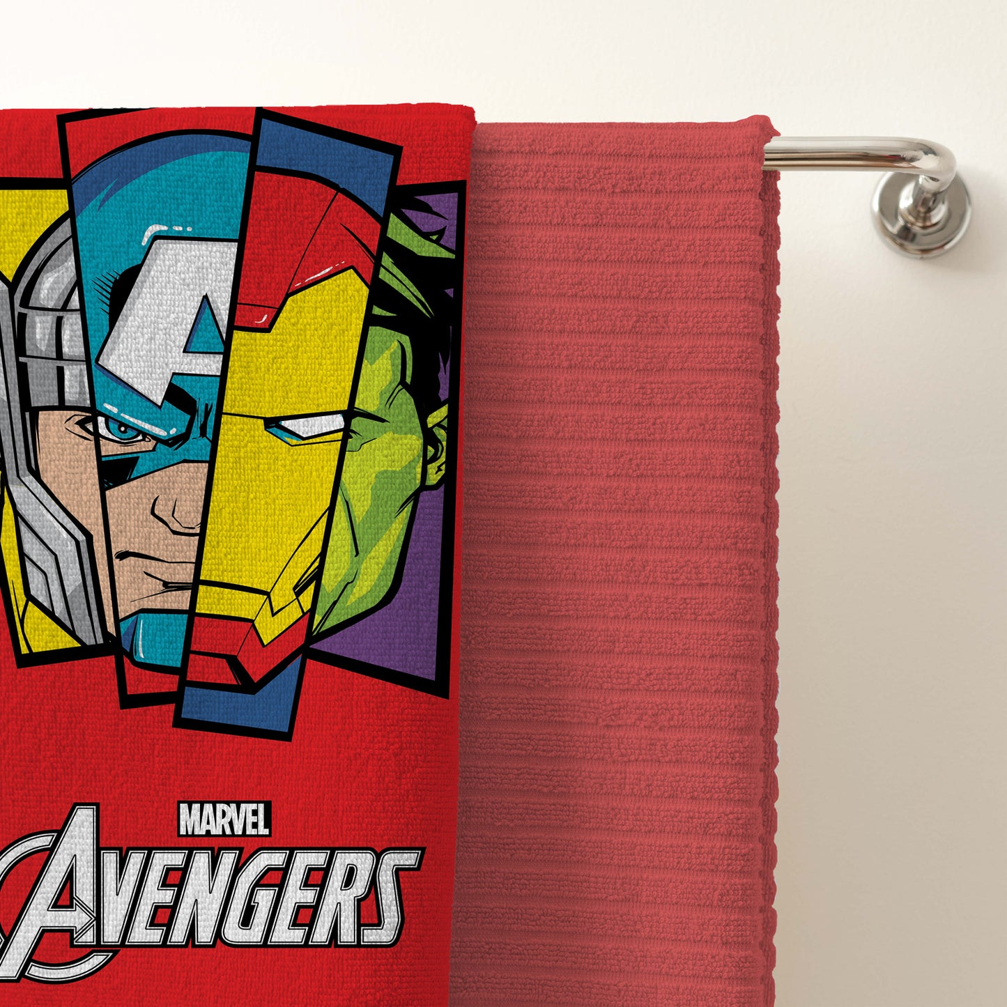 Disney Avengers Badge Cotton Towel