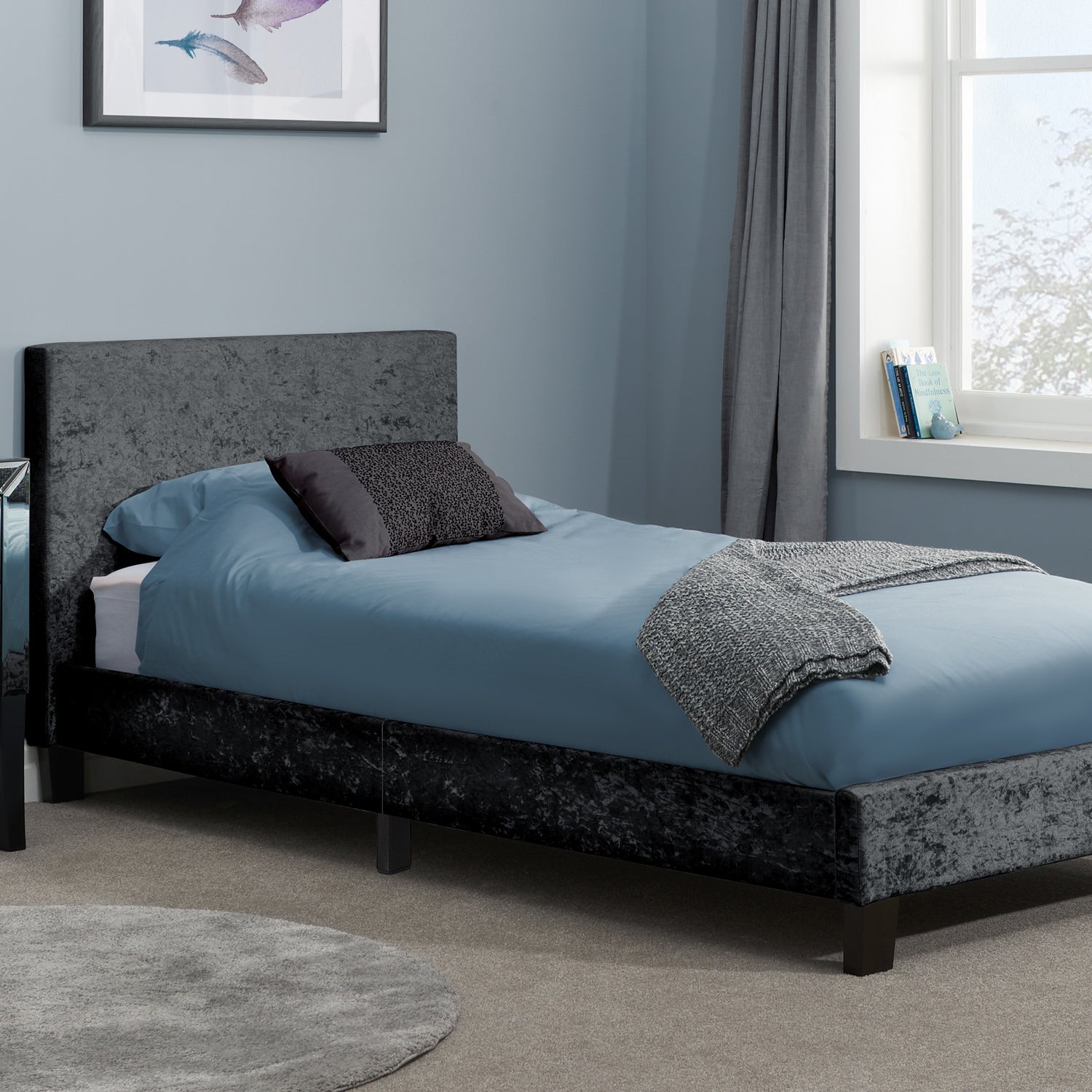 Black crushed deals velvet bed single