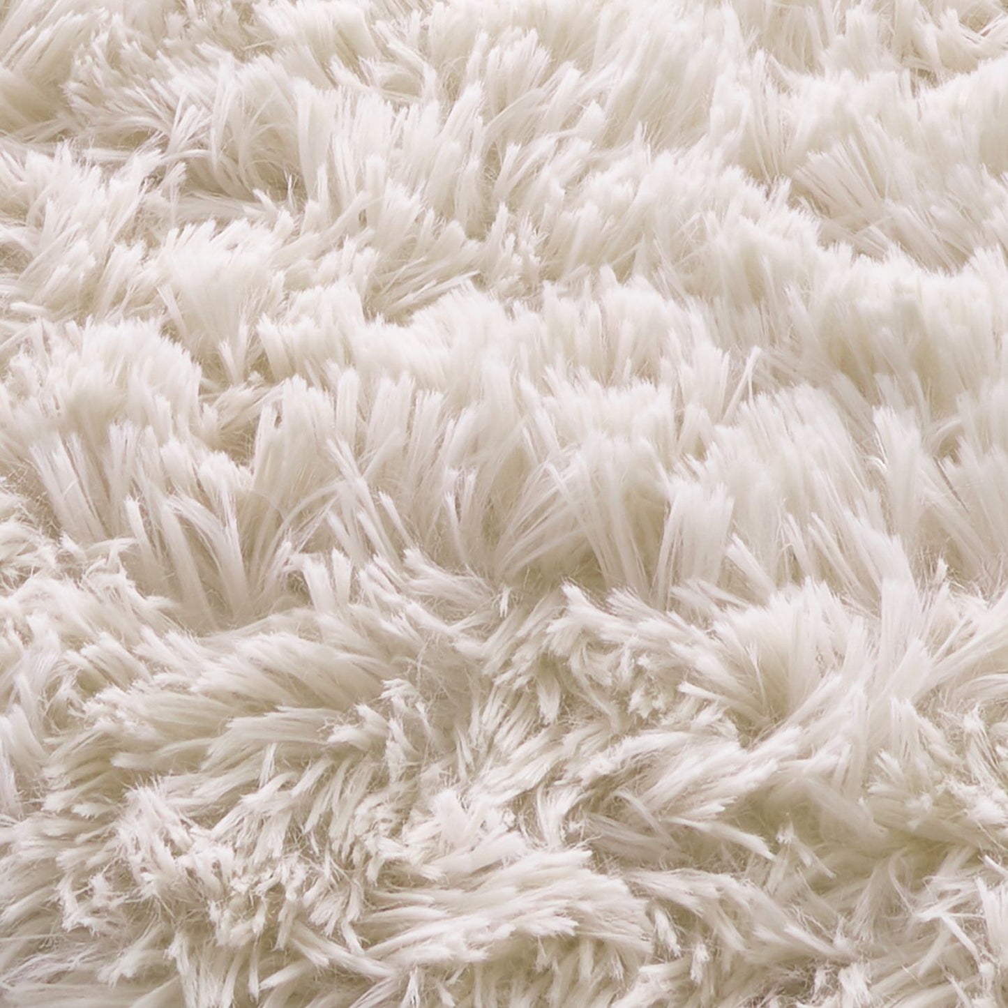 Catherine Lansfield Cream Cuddly Deep Pile Faux Fur Bath Mat