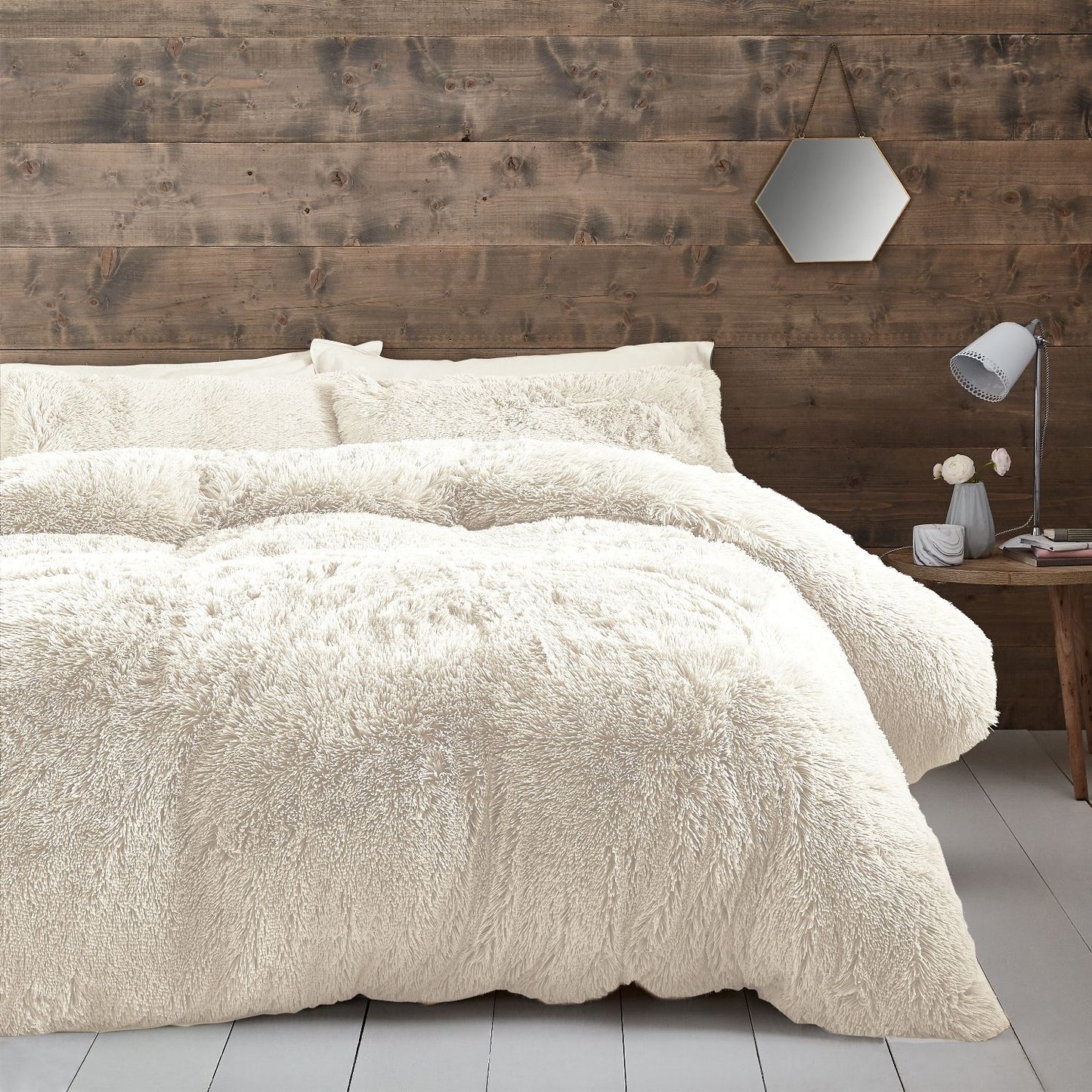 Catherine Lansfield Cuddly Deep Pile Cream Faux Fur Duvet Set