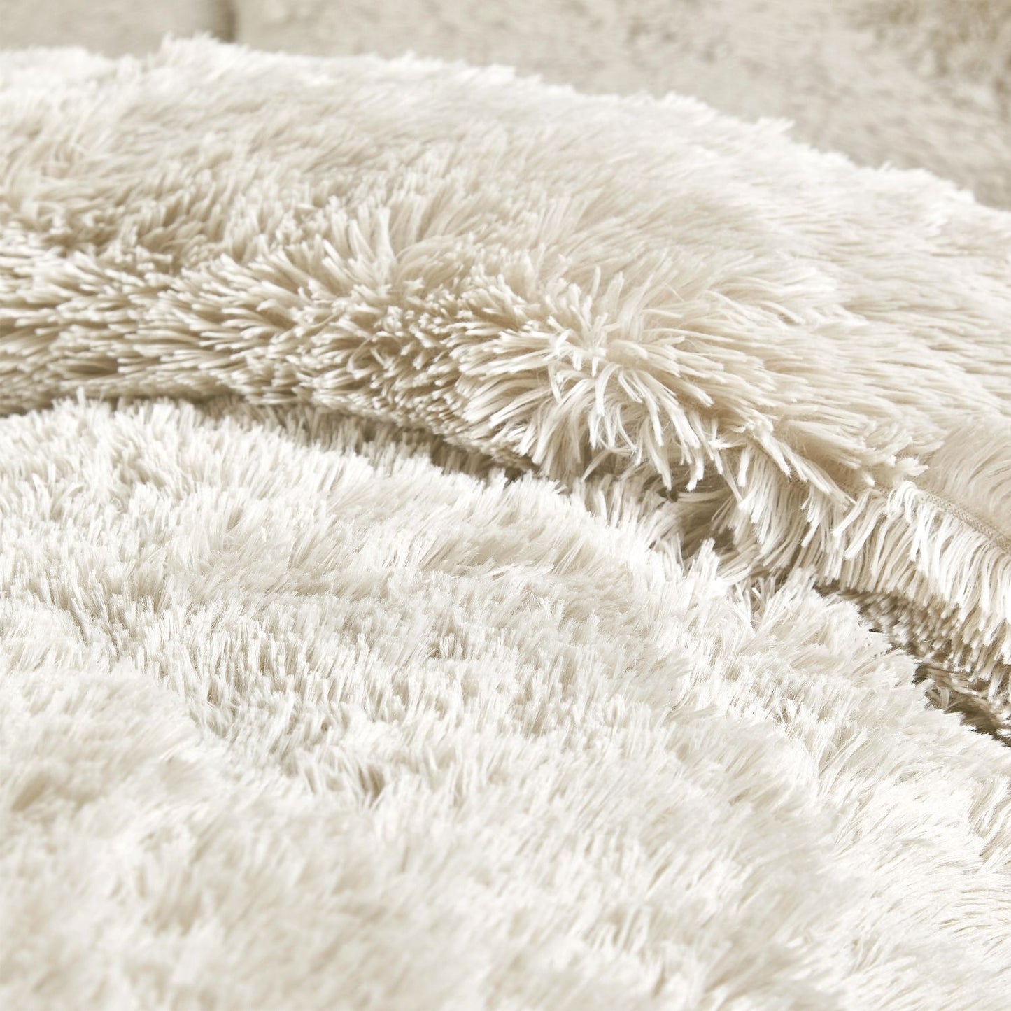Catherine Lansfield Cuddly Deep Pile Cream Faux Fur Duvet Set
