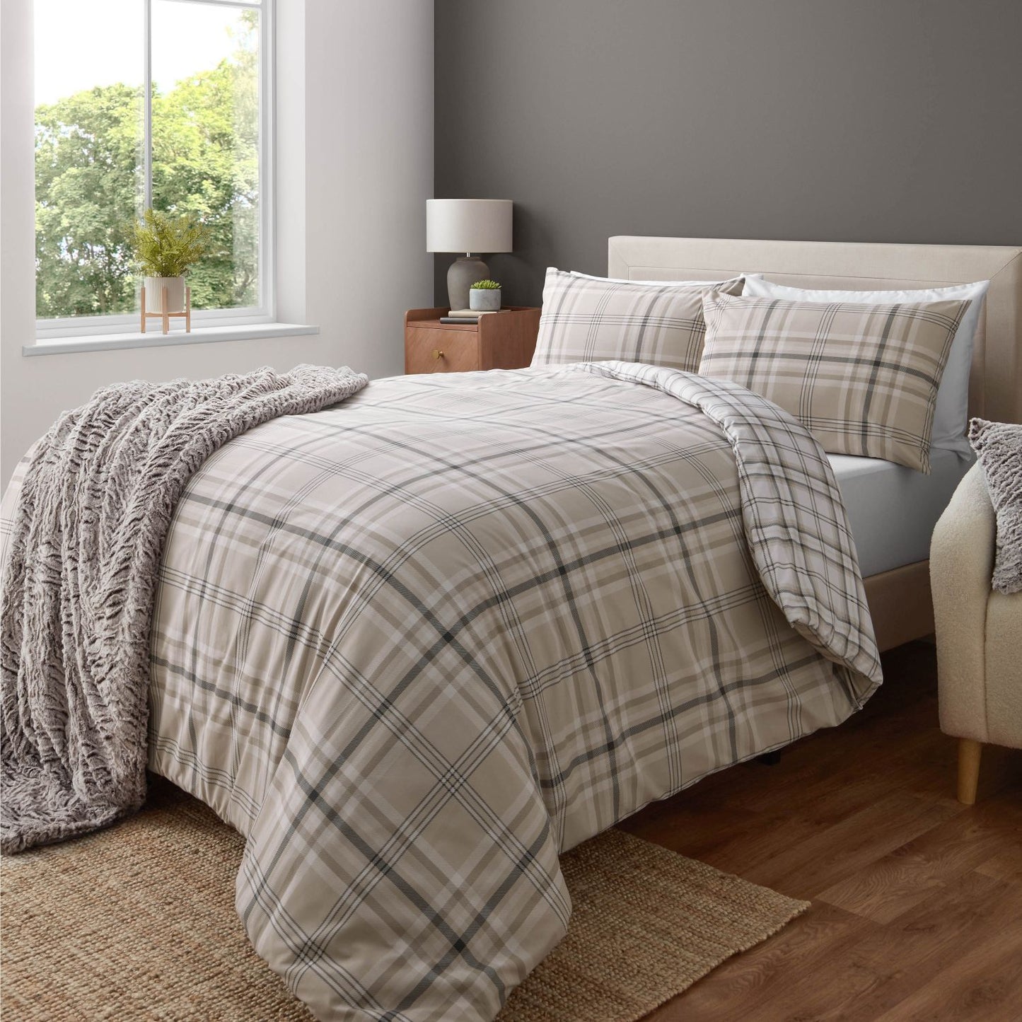 Catherine Lansfield Kelso Natural Check Reversible Duvet Set