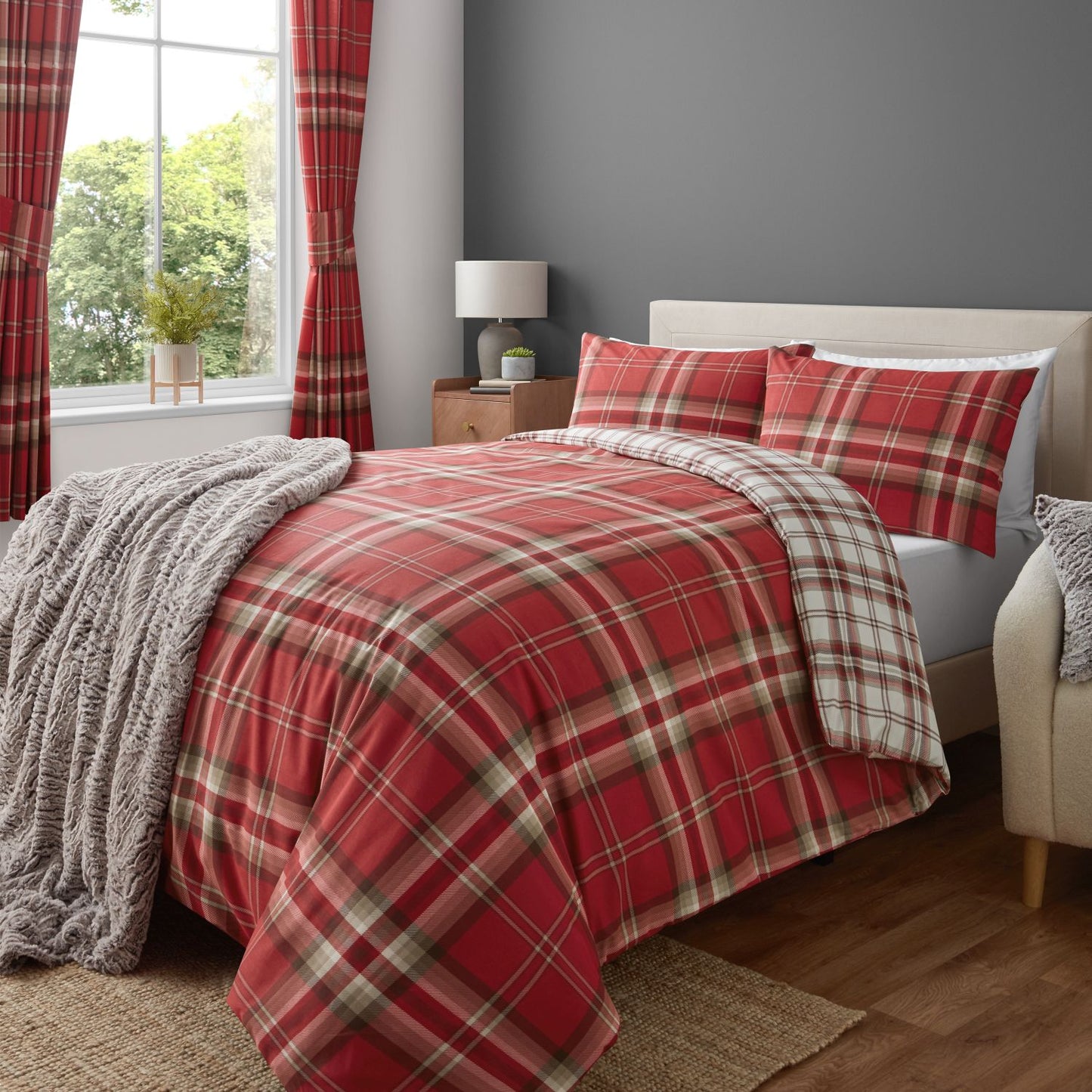 Catherine Lansfield Kelso Red Check Reversible Duvet Set
