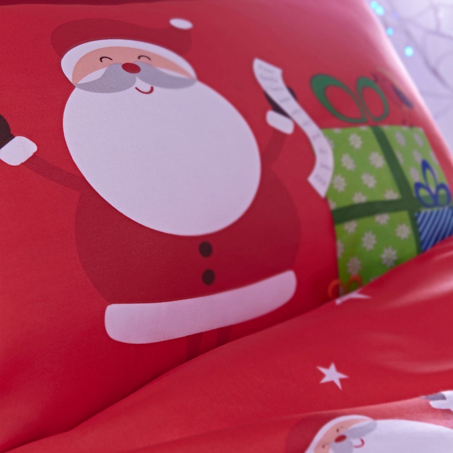 Catherine Lansfield Santa's Christmas Presents Reversible Duvet Set