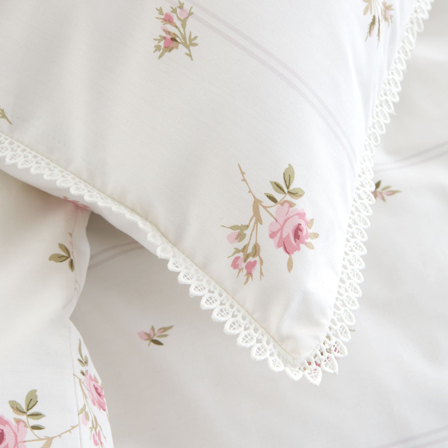 Bianca Vintage Rosebud Lace Cream 200TC Cotton Reversible Duvet Set