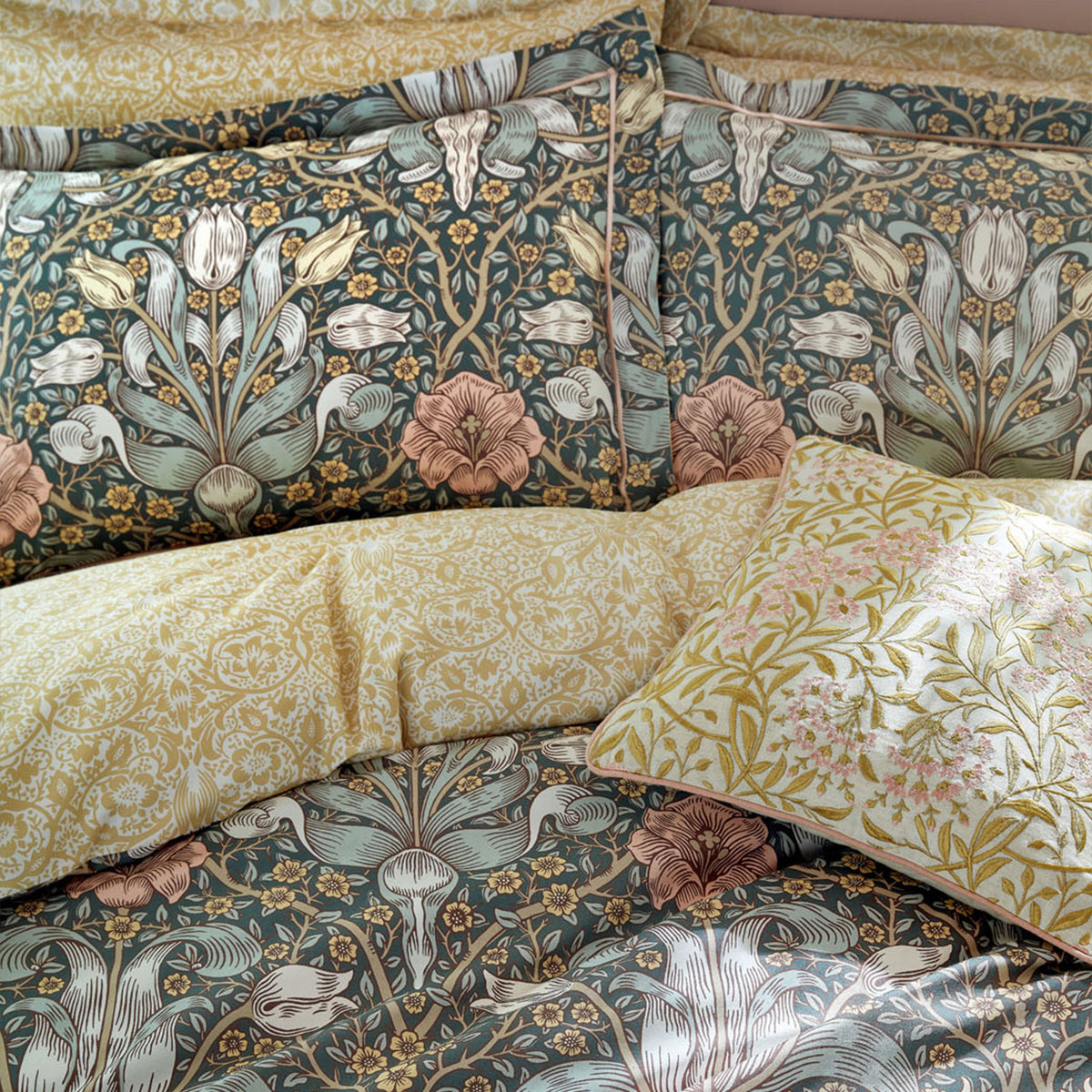 William Morris At Home Spring Thicket Mineral Cotton Duvet Set