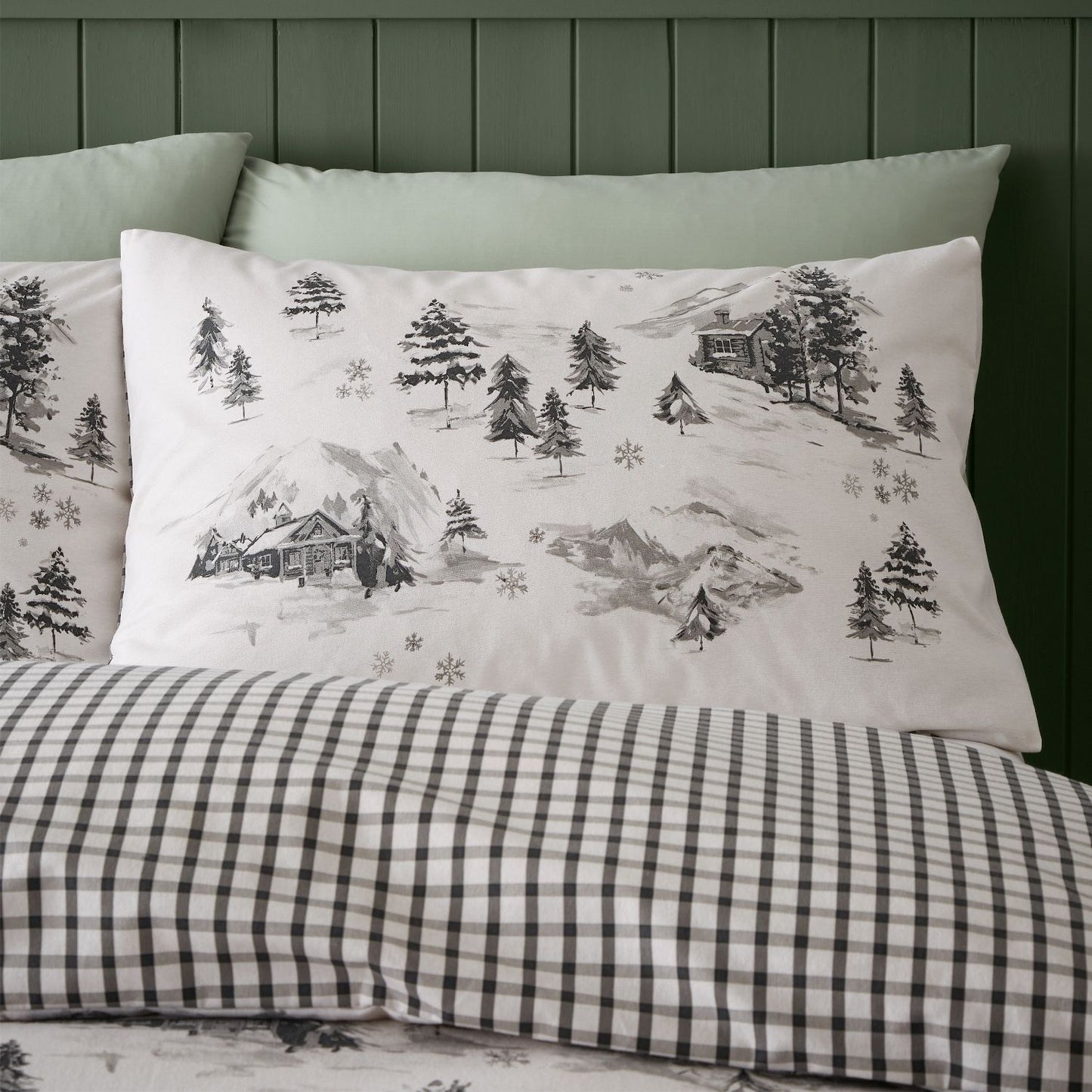 Catherine Lansfield Brushed Cotton Alpine Village Reversible Duvet Set