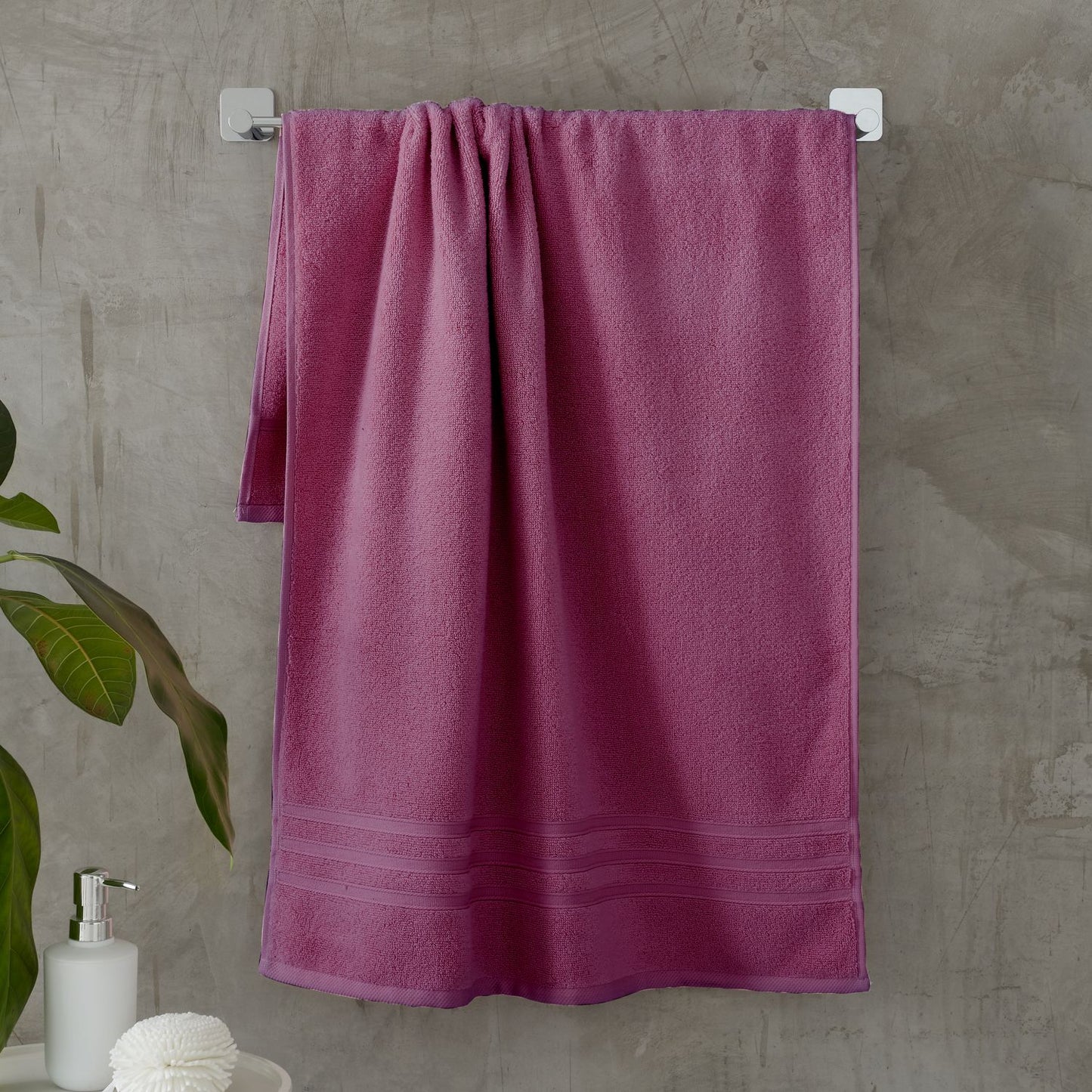 Catherine Lansfield Zero Twist Raspberry Cotton Towels