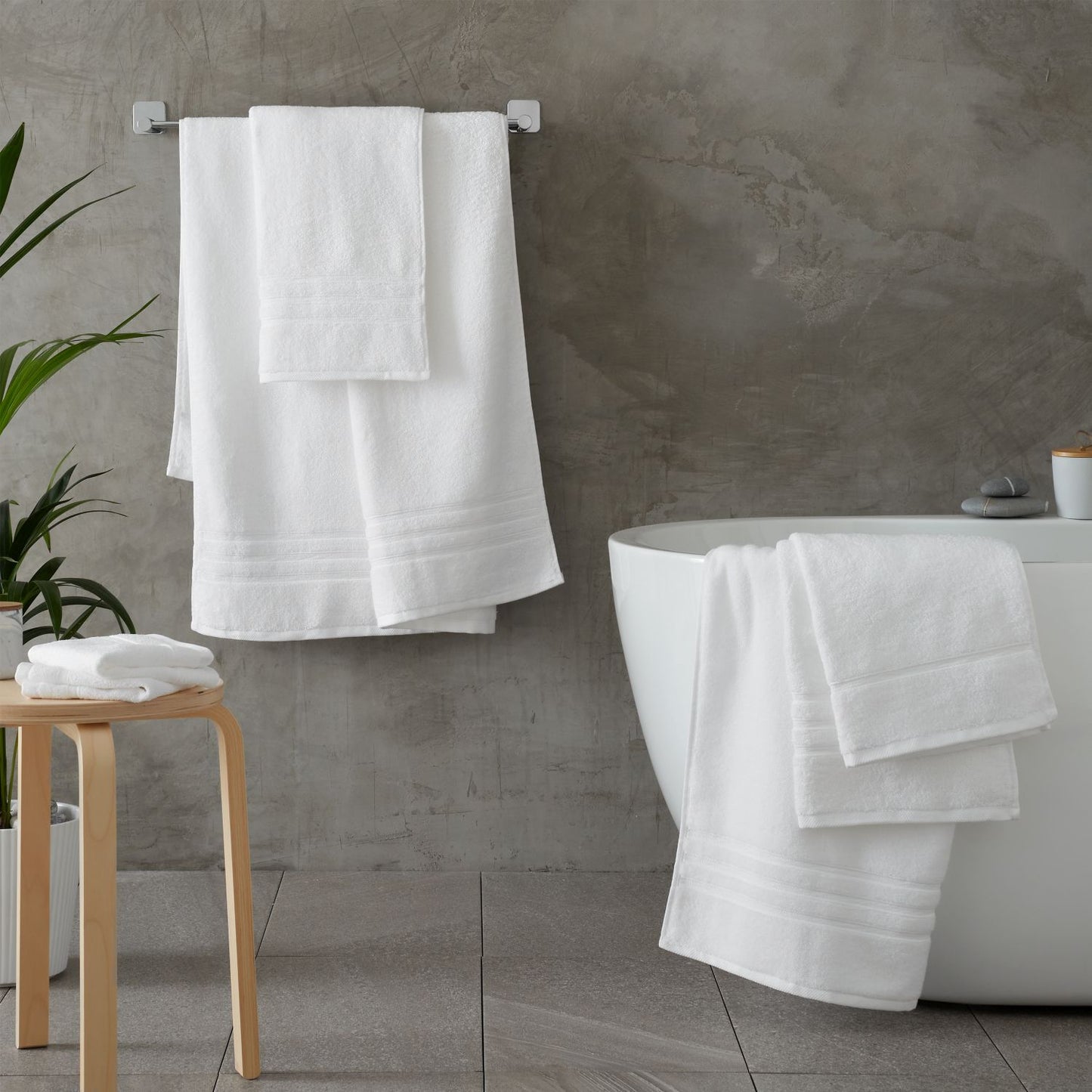 Catherine Lansfield Zero Twist White Cotton Towels