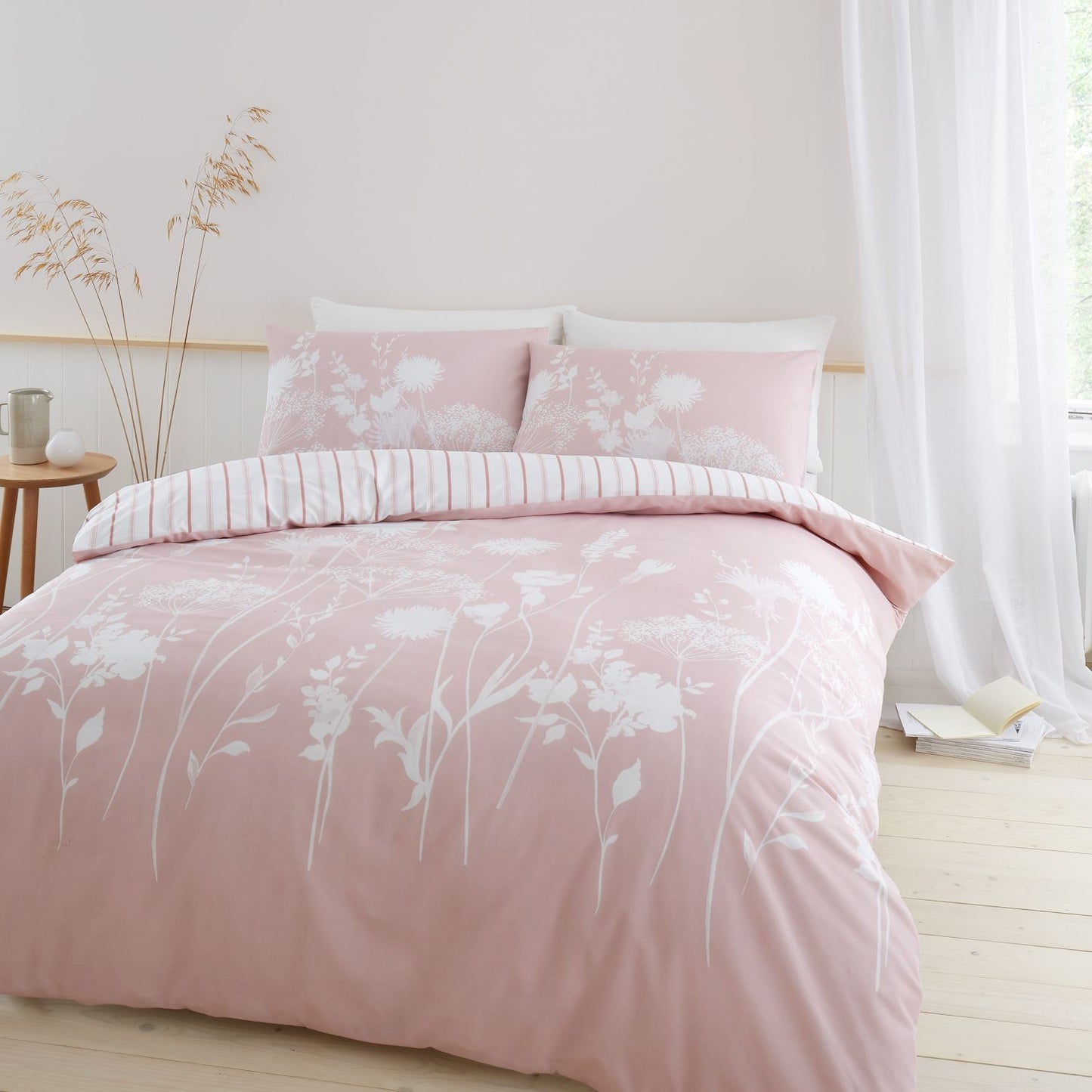 Catherine Lansfield Meadowsweet Blush Pink Floral Duvet Set