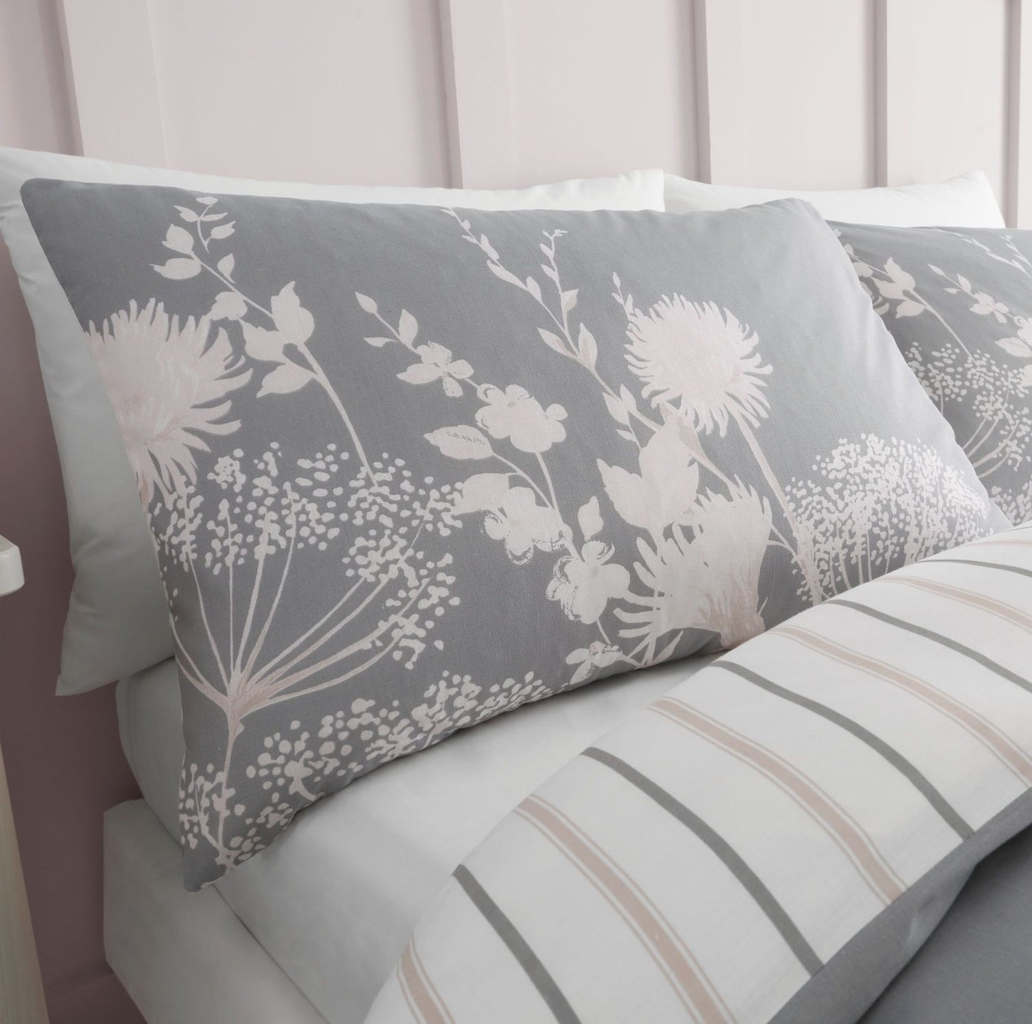 Catherine Lansfield Meadowsweet Grey and Pink Floral Duvet Set