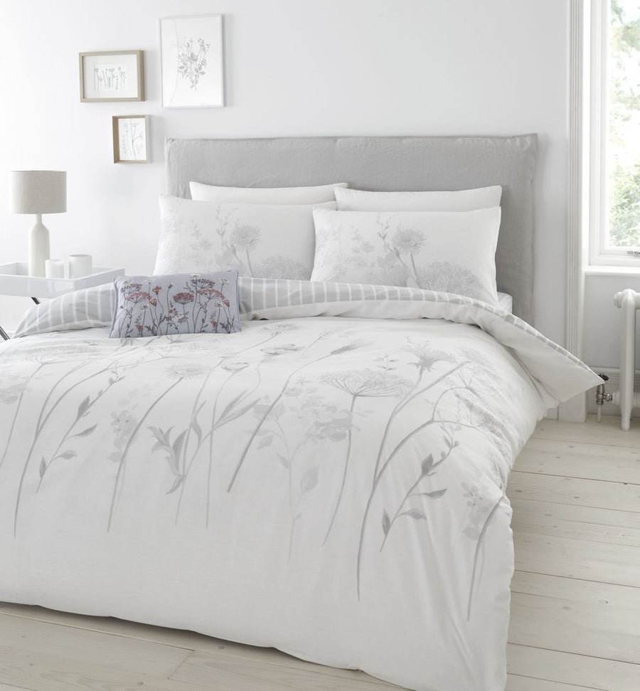 Catherine Lansfield Meadowsweet White/Grey Floral Duvet Set