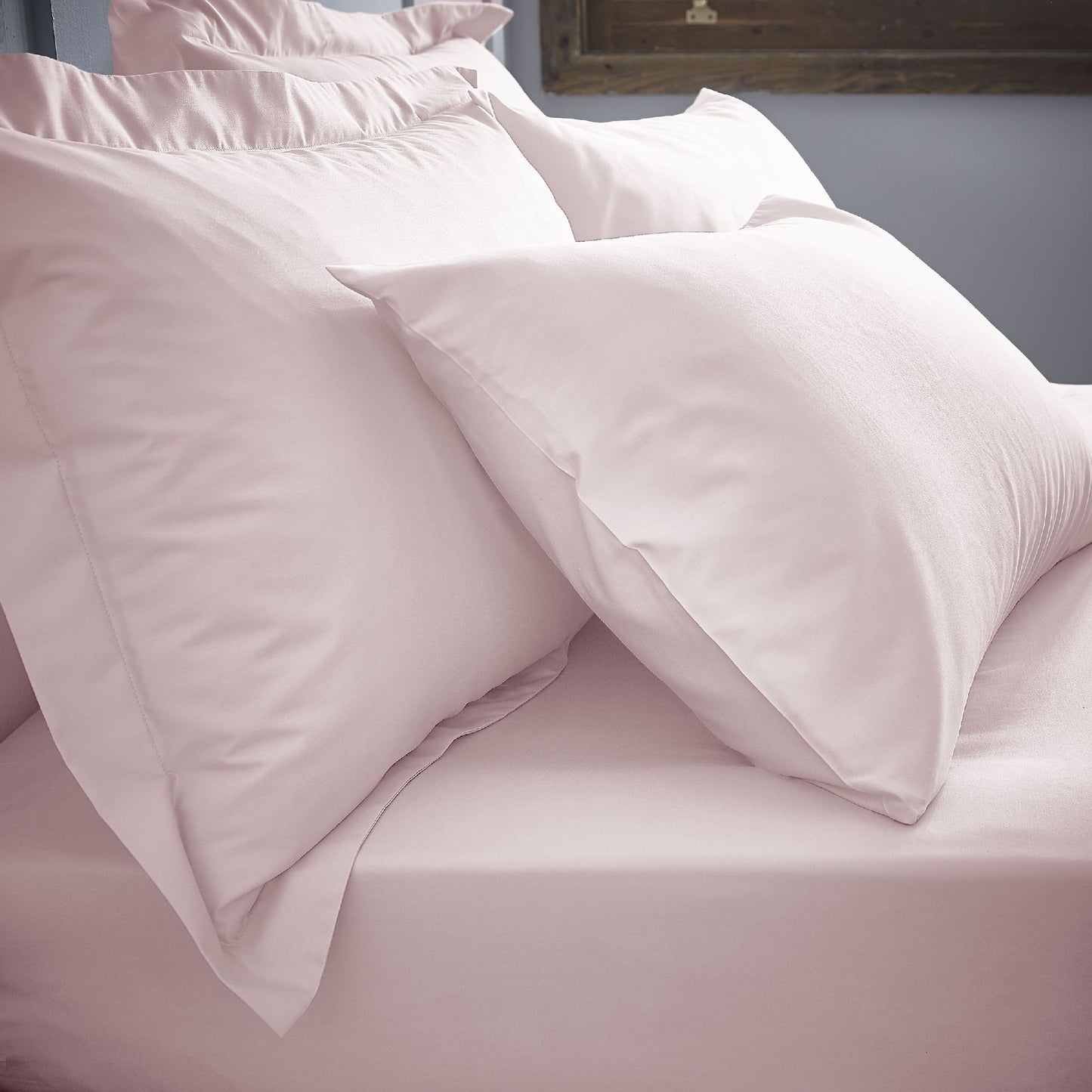 Bianca Pink 200TC 100% Cotton Percale Deep (32cm) Fitted Sheet