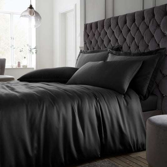 Catherine Lansfield Silky Soft Satin Black Duvet Set