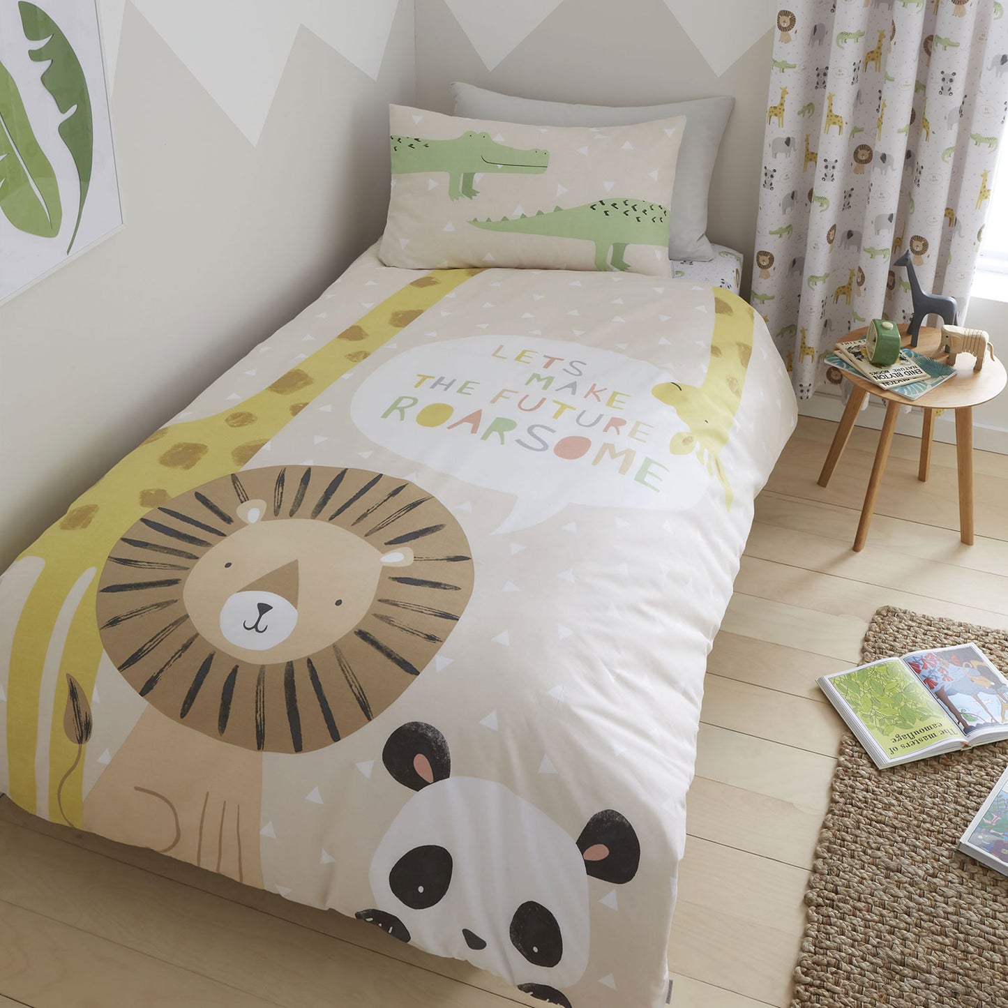 Catherine Lansfield Roarsome Animals Reversible Duvet Set