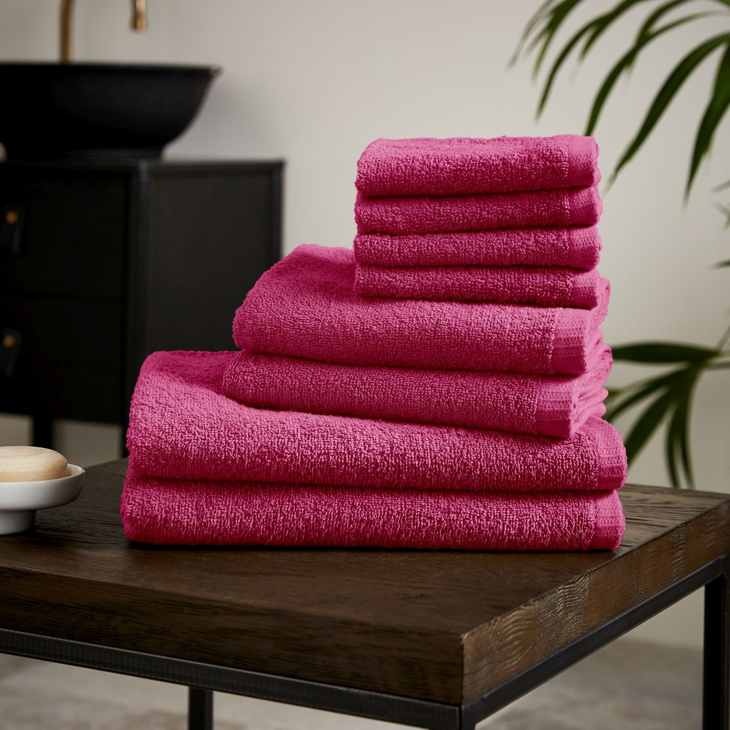 Catherine Lansfield Quick Dry Hot Pink Cotton 8 Piece Towel Bale Set
