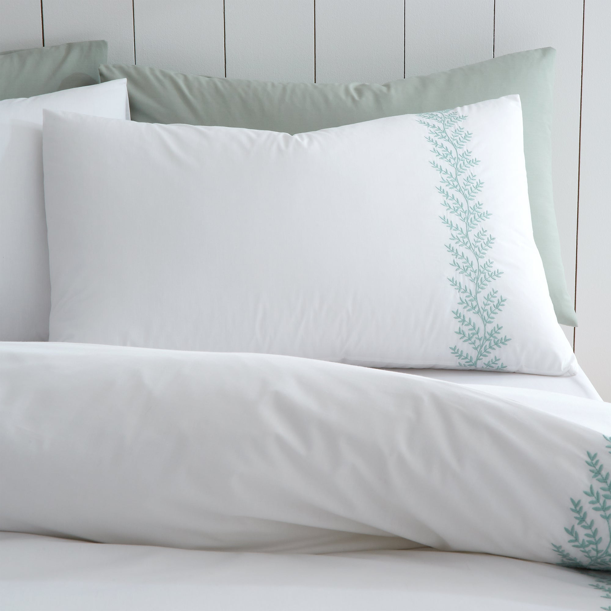 Pottery barn deals embroidered duvet