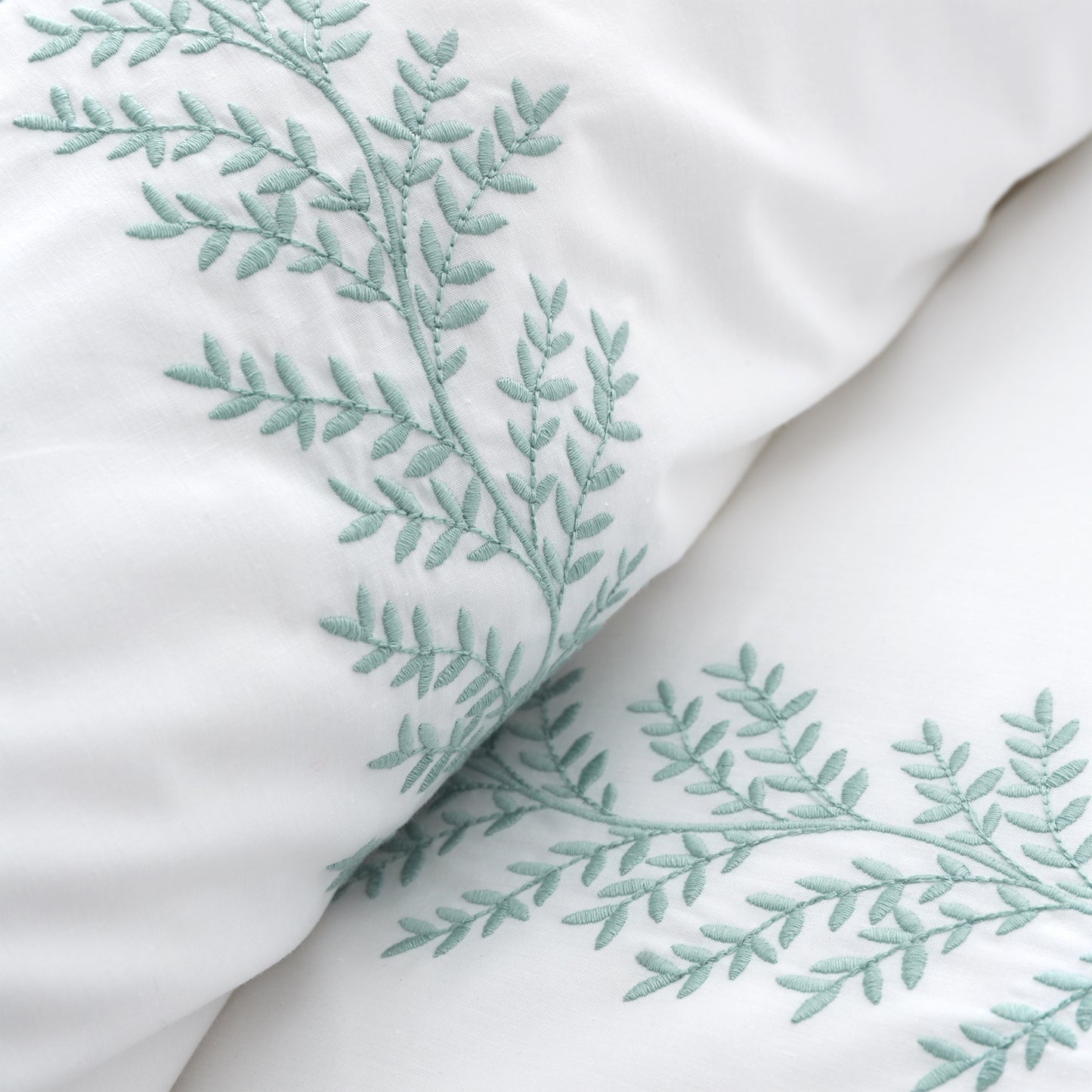 Bianca White Embroidery Leaf 100% Cotton Duvet Set