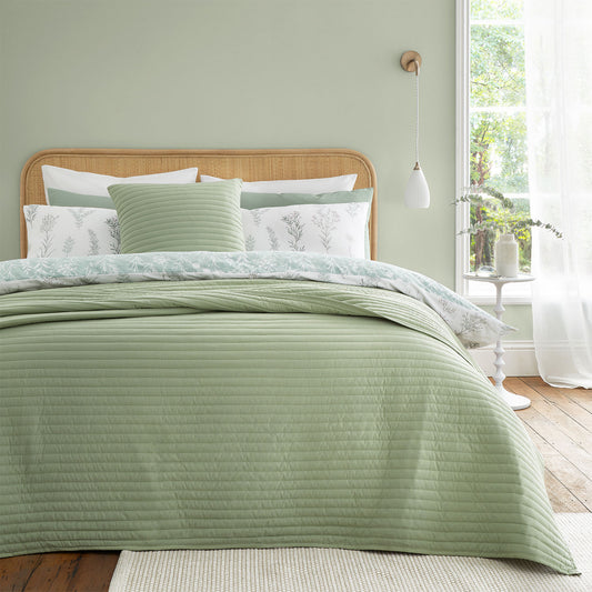 Bianca Sage Green Quilted Lines Bedspread (220cm x 230cm)