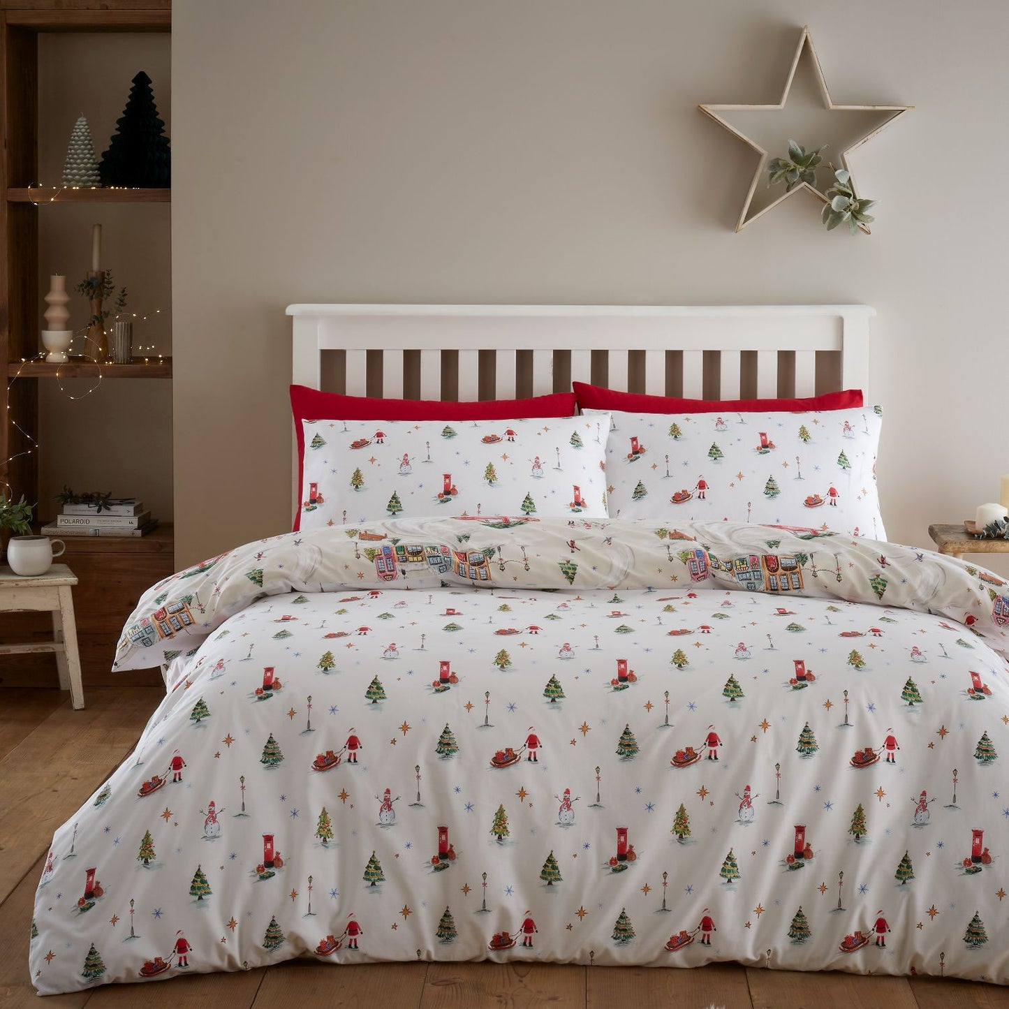 Catherine Lansfield Christmas Town Reversible Duvet Set