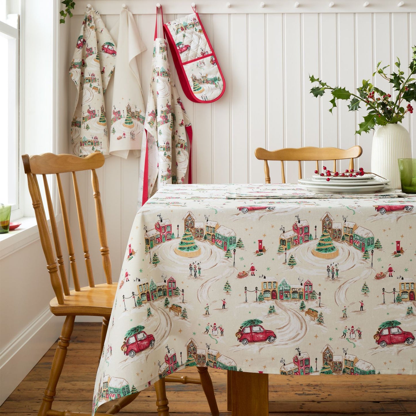Catherine Lansfield Christmas Town Cotton Table Cloth