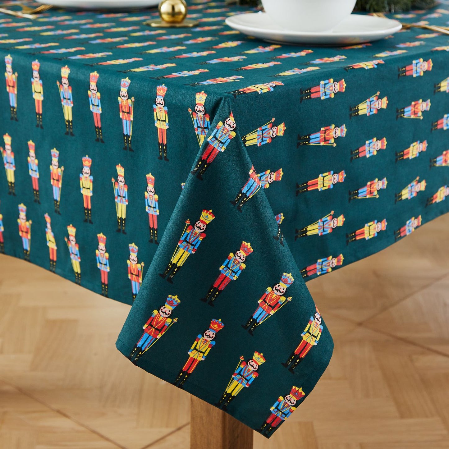 Catherine Lansfield Christmas Nutcracker Green Cotton Table Cloth