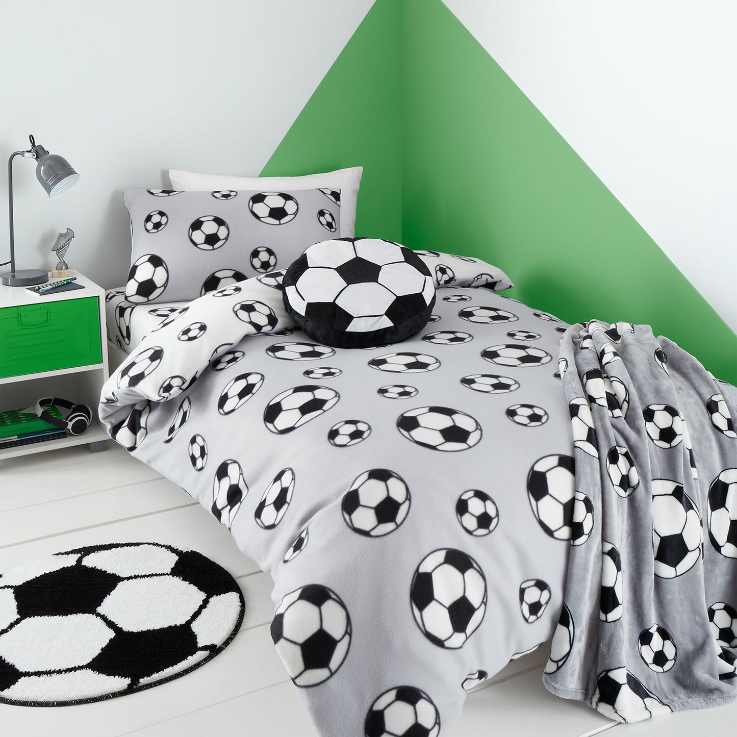 Catherine Lansfield Cosy Grey Football Fleece Reversible Duvet Set