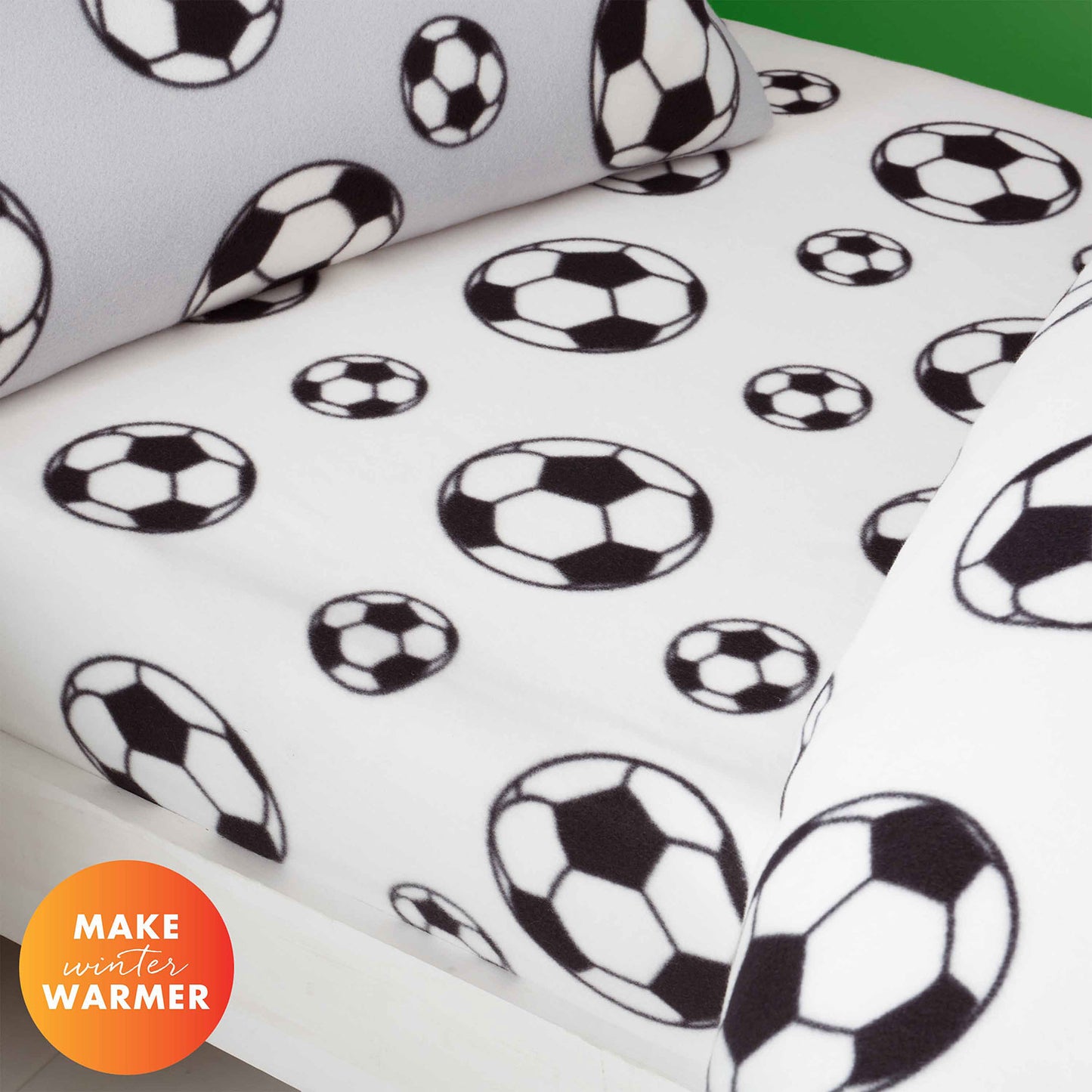 Catherine Lansfield White Cosy Football Fleece Fitted Sheet