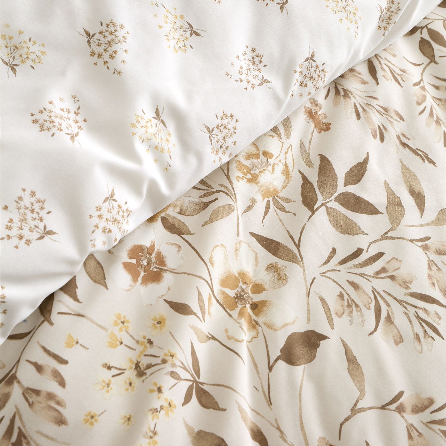 Catherine Lansfield Isadora Natural Floral Reversible Duvet Set